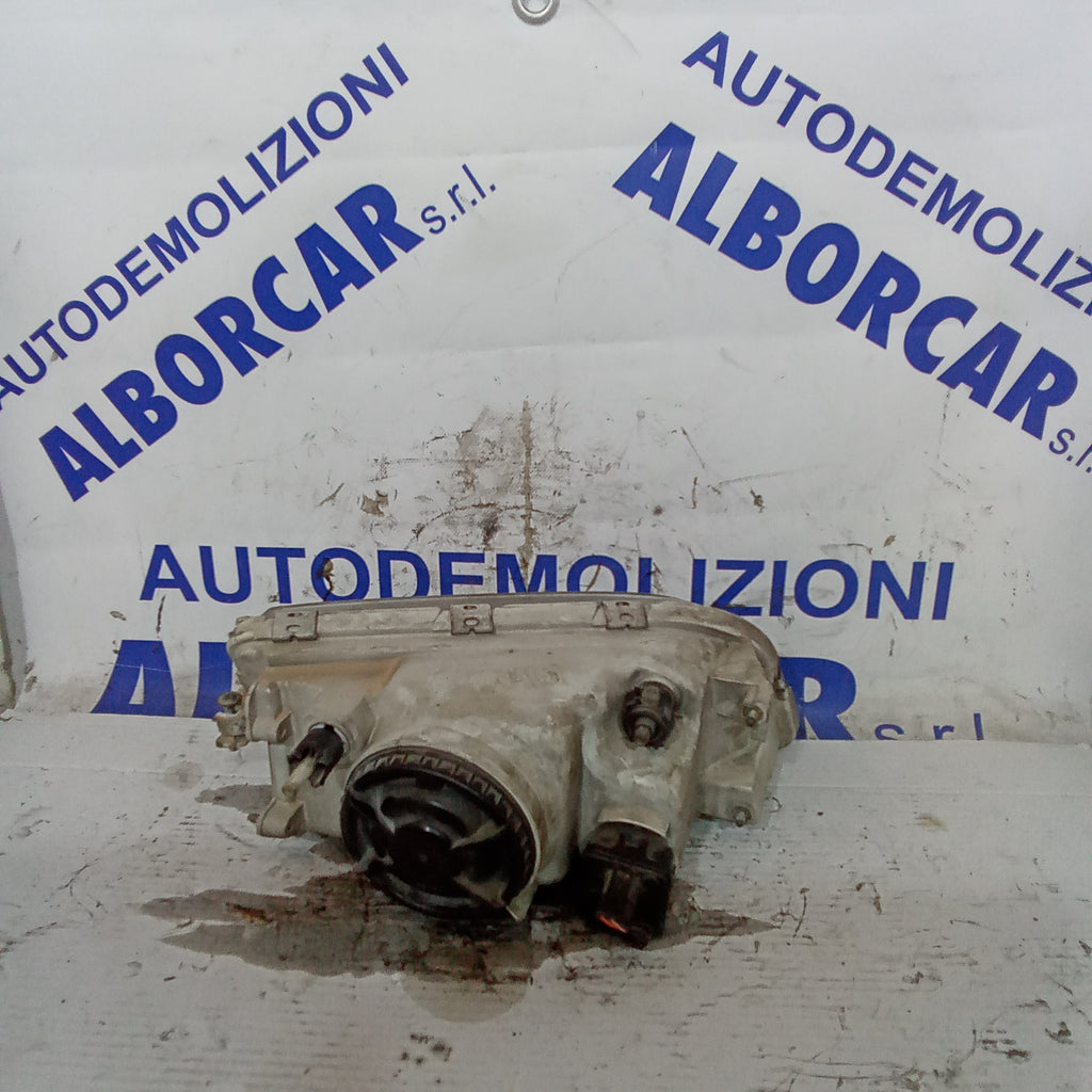 Front left headlight Volvo V40 year 2002
