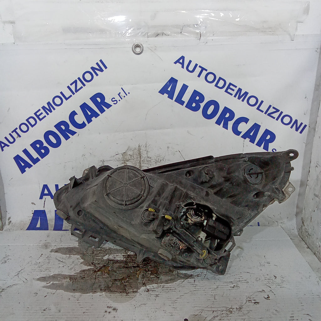 fanale faro anteriore destro opel corsa anno 2008