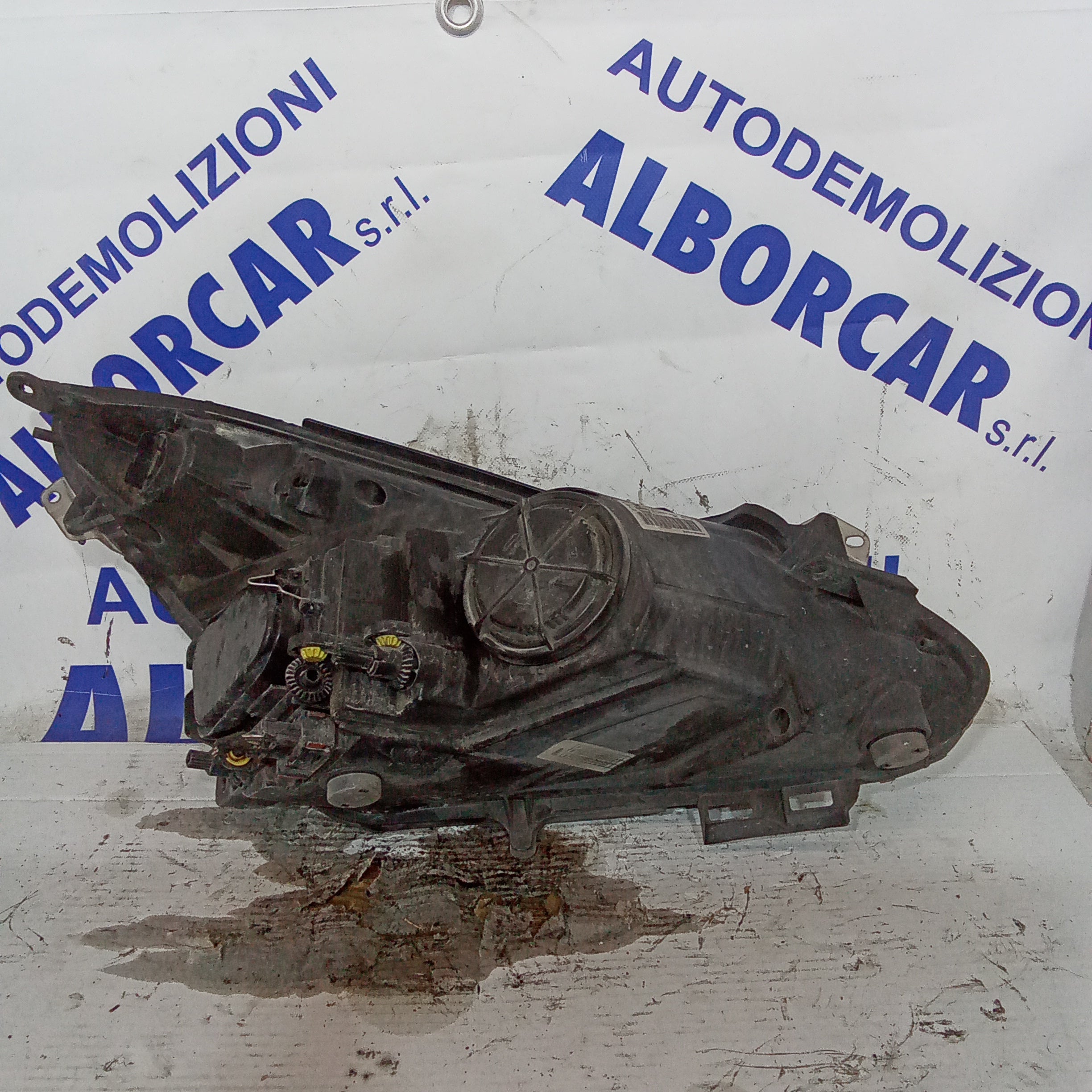 right front headlight opel corsa year 2008