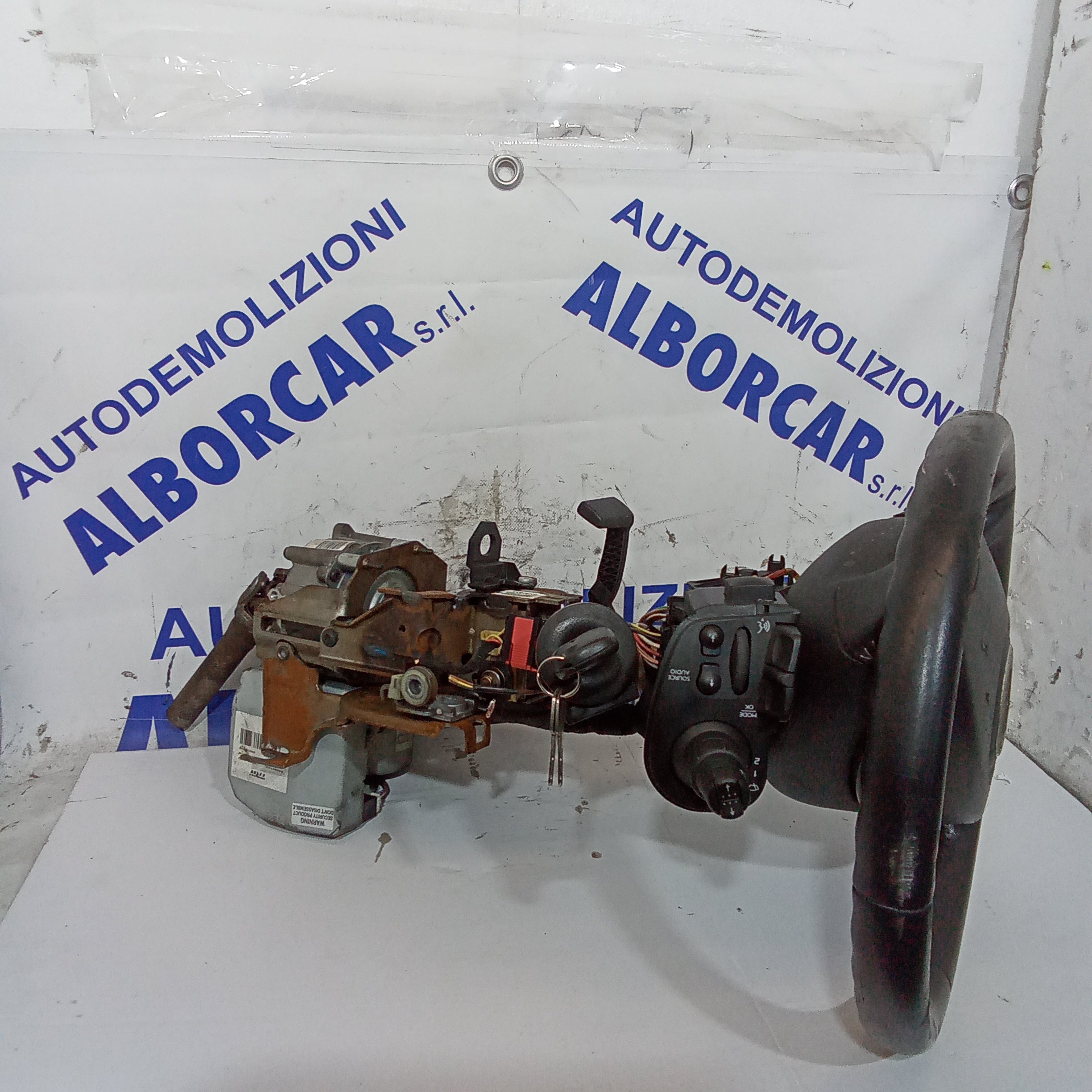 Complete steering column Renault Megane 1.9cdti year 2006