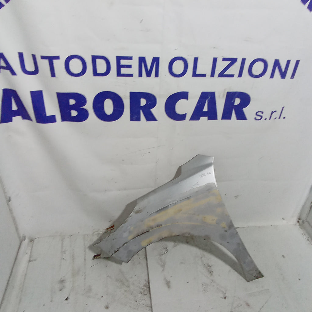Guardabarros delantero izquierdo Peugeot 307 berlina año 2006