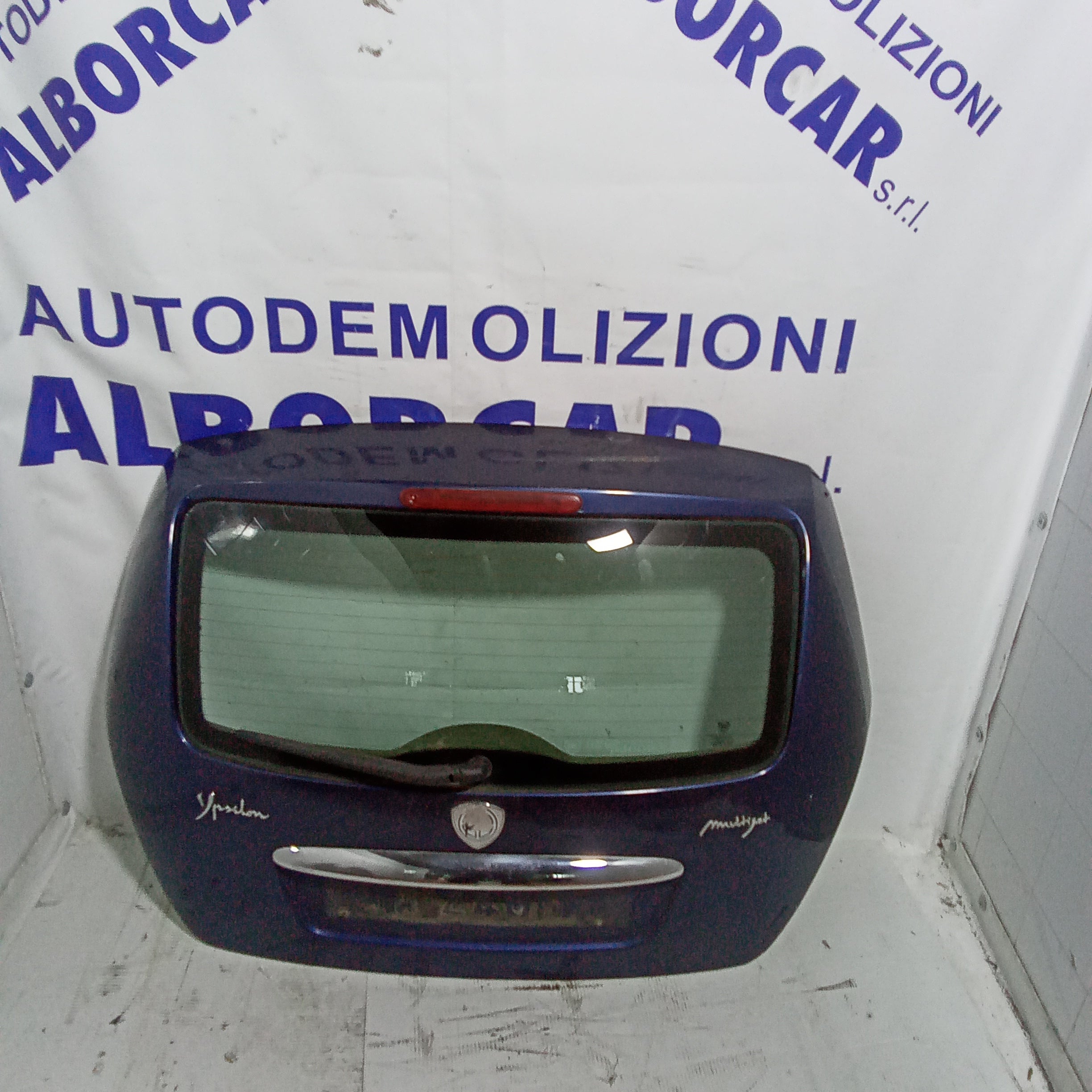 Complete Lancia Y rear tailgate (blue - brown colors)