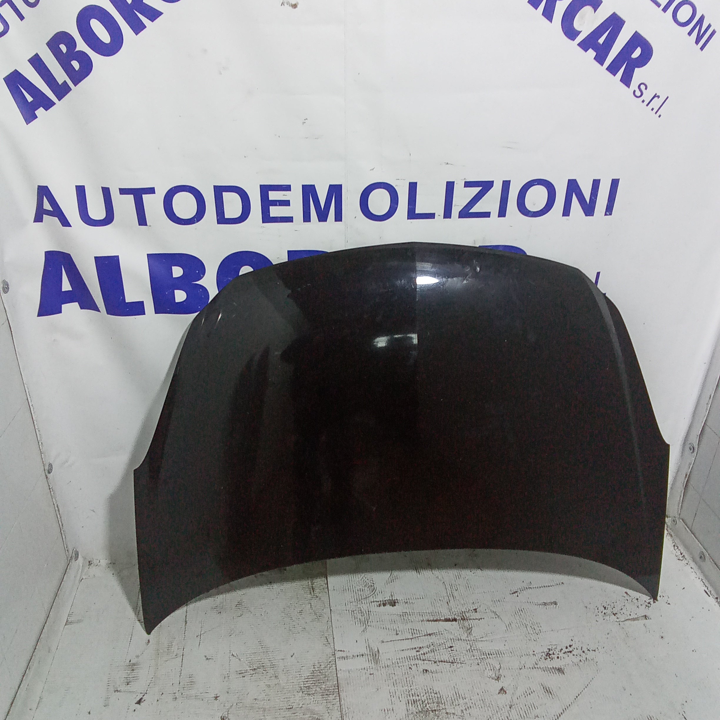 Front engine bonnet Opel Corsa year 2010