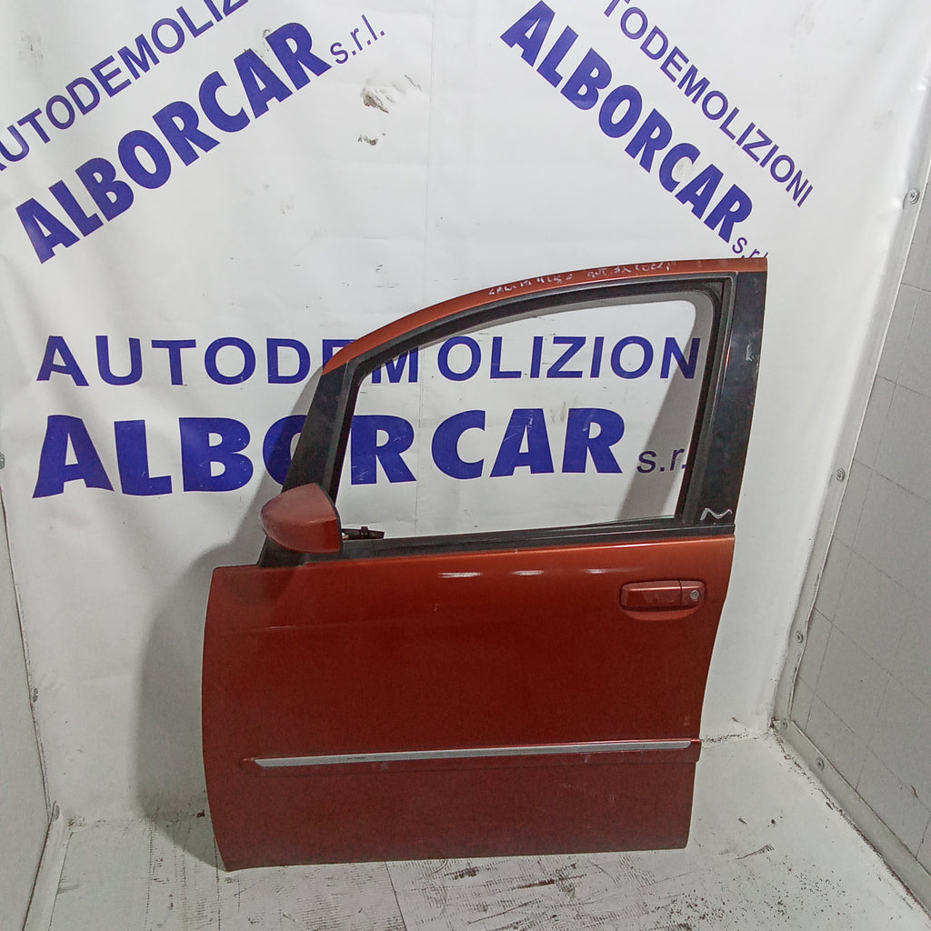 Puerta delantera izquierda completa Lancia Musa año 2004