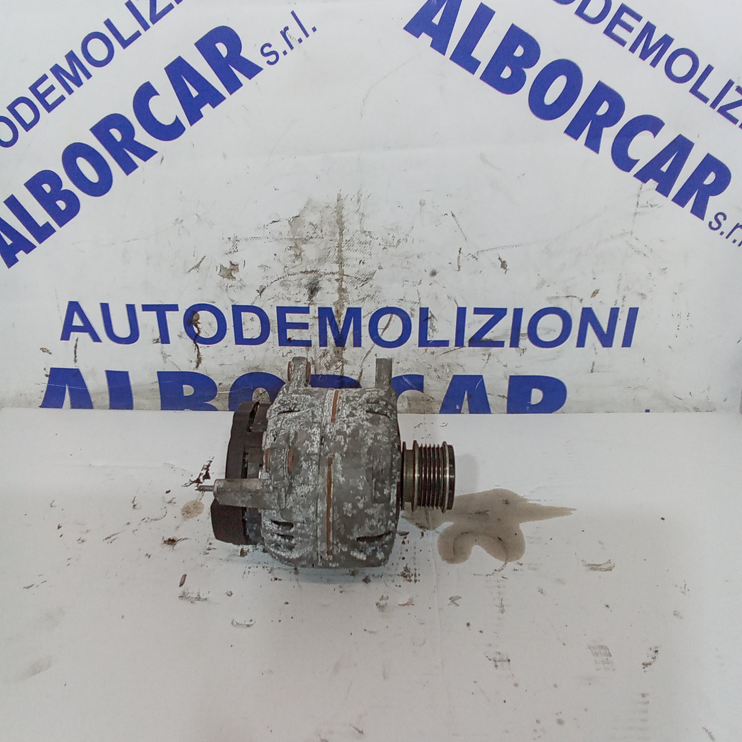 Alternator Volkswagen Polo 1.4TDI year 2006