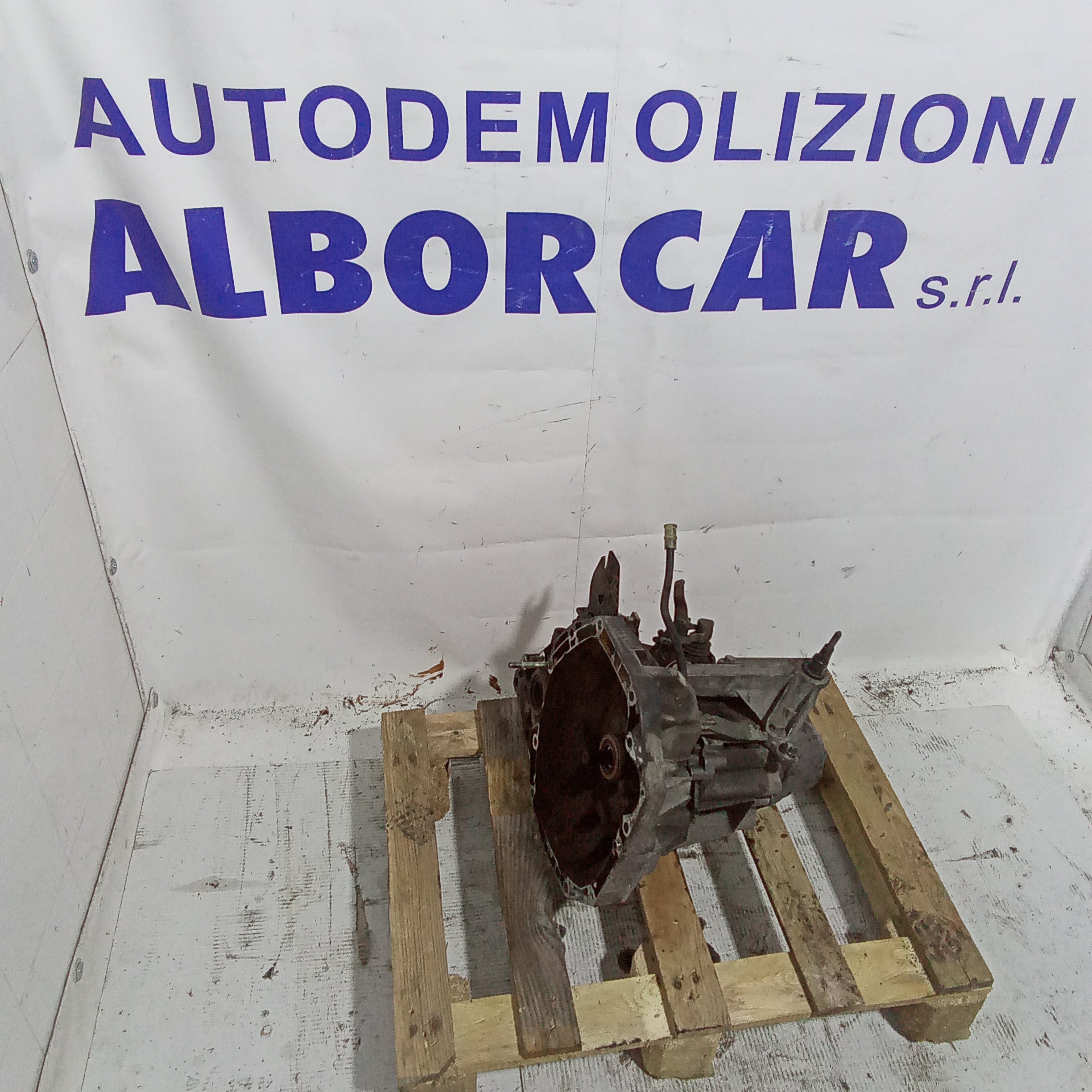 Complete gearbox Renault Clio 1.5dci year 2006