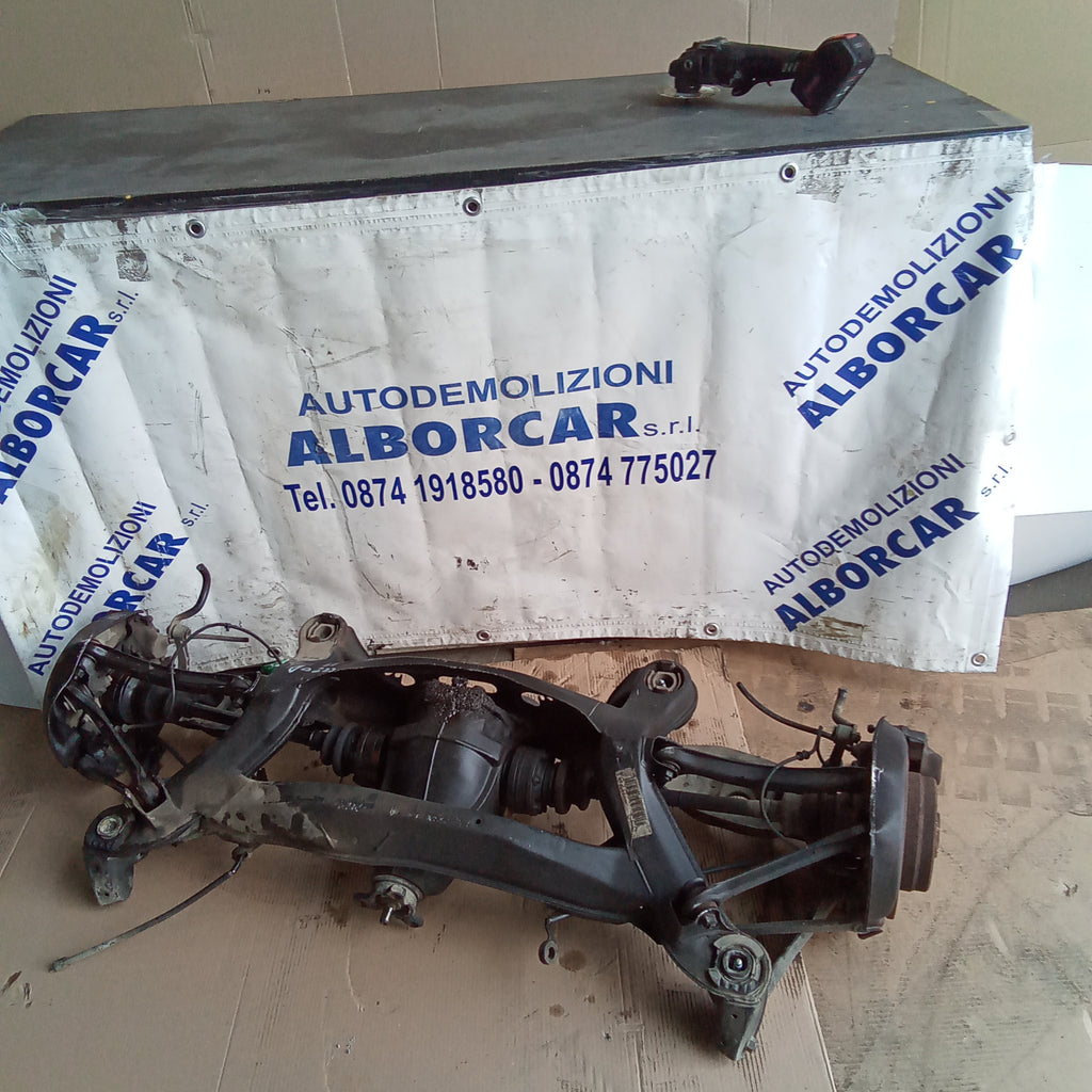Complete rear axle assembly Mercedes C220 CDI year 1999