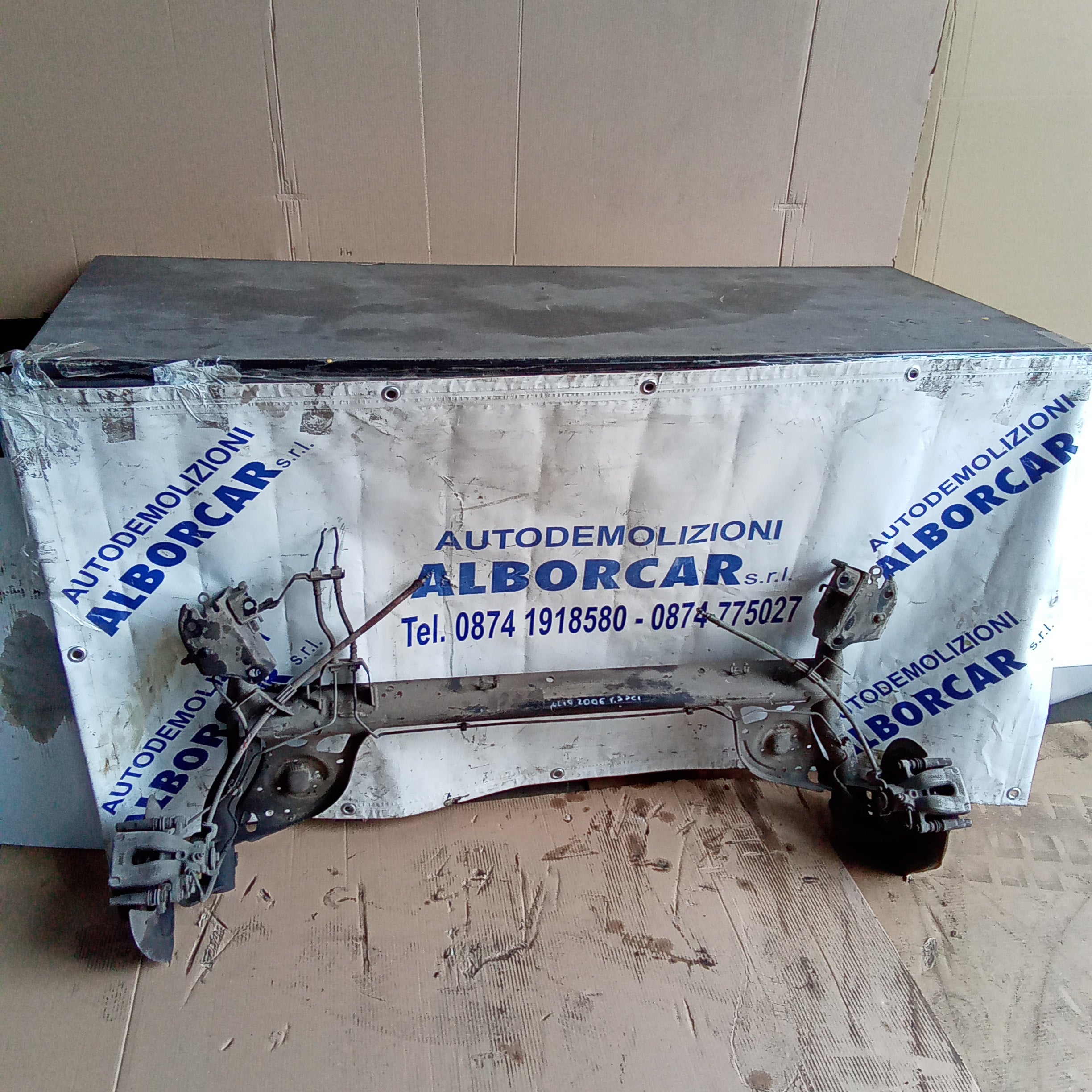 Complete rear axle beam Renault Clio 1.5dci year 2006