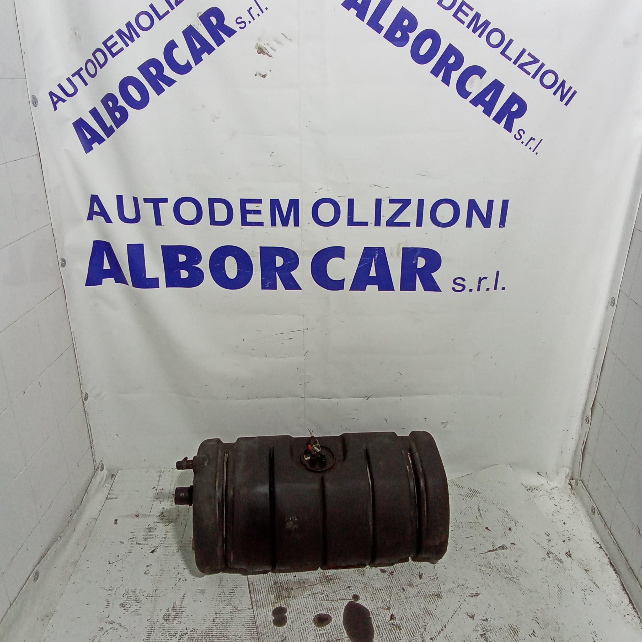 Serbatoio gasolio iveco daily 2.3diesel anno 2005