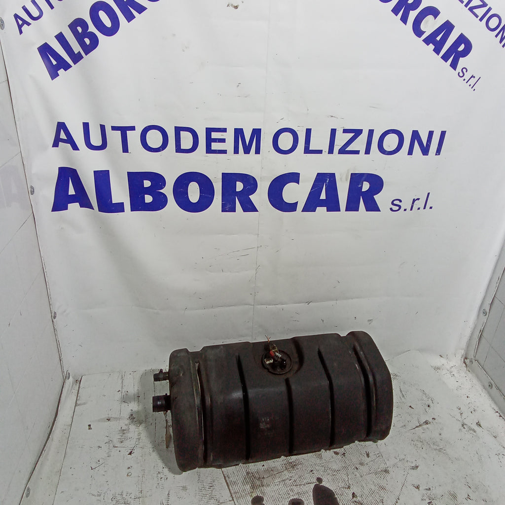Serbatoio gasolio iveco daily 2.3diesel anno 2005