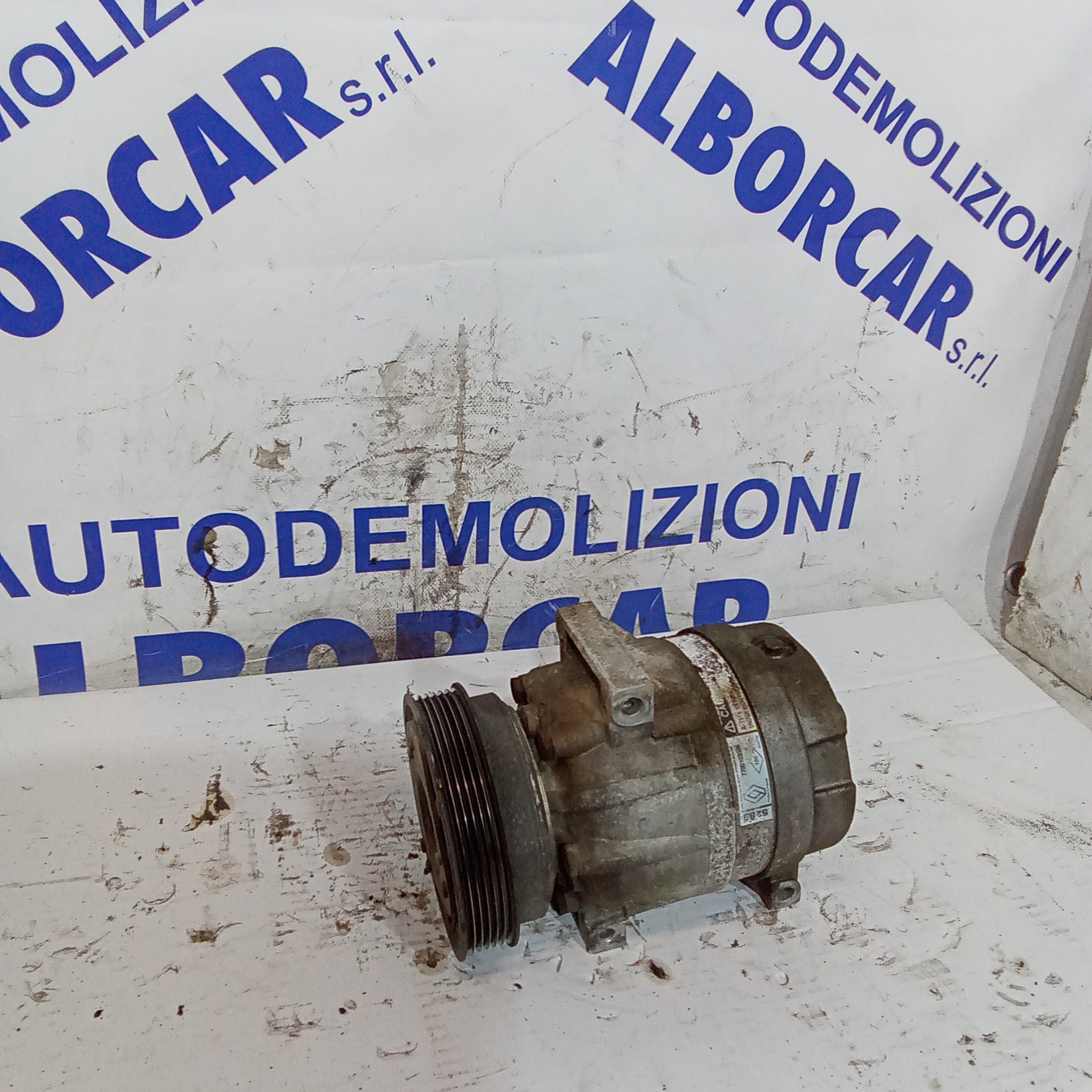 Compressore aria condizionata renault scenic 1.6 benzina 16v anno 1999