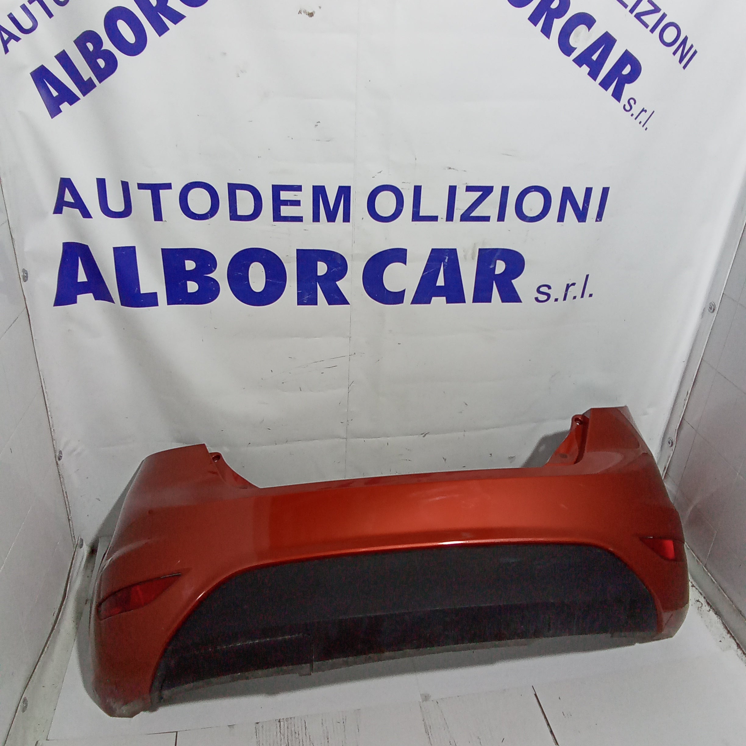 Paraurti posteriore ford fiesta 1.4 tdci anno 2010