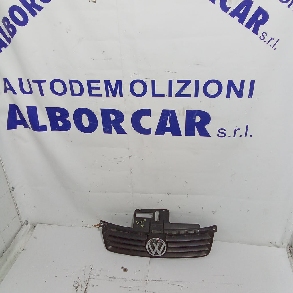 mascherina griglia  frontale volkswagen polo anno 2001
