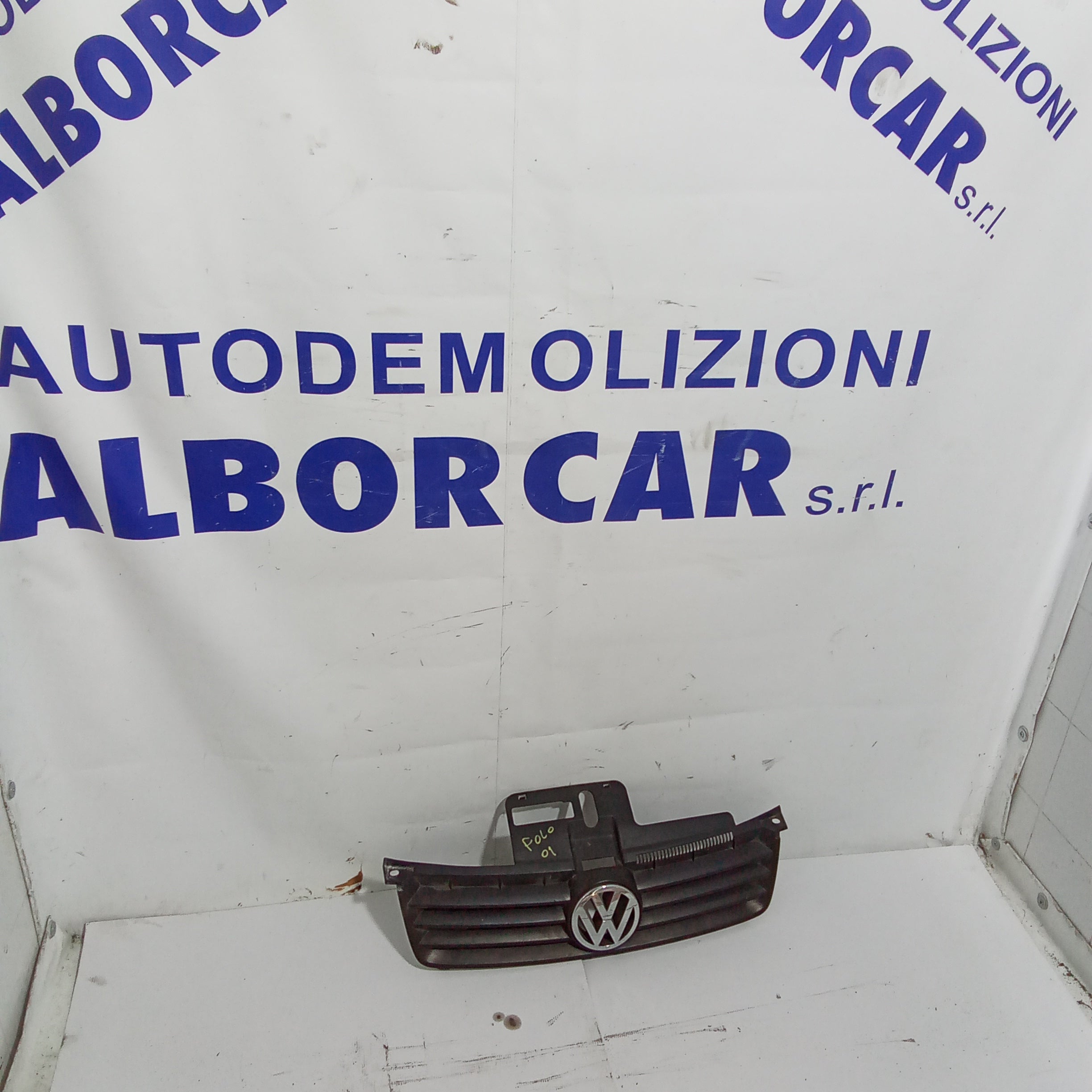 mascherina griglia  frontale volkswagen polo anno 2001