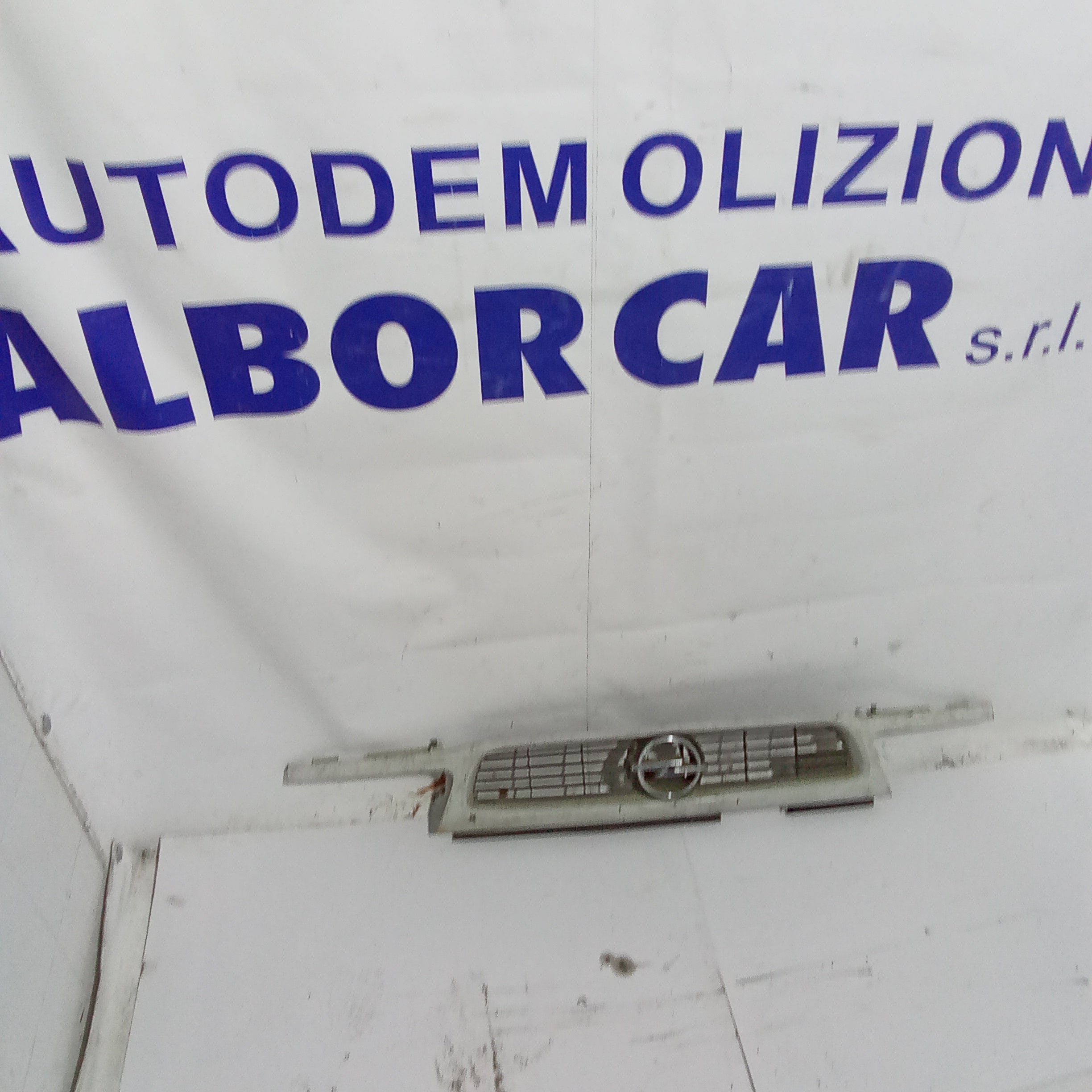 mascherina griglia frontale opel astra 1.7 anno 1995