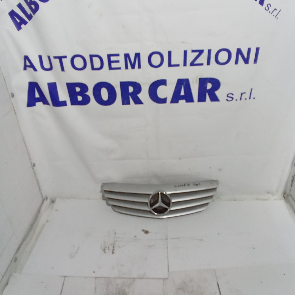 mascherina griglia frontale mercedes classe B200 anno 2009