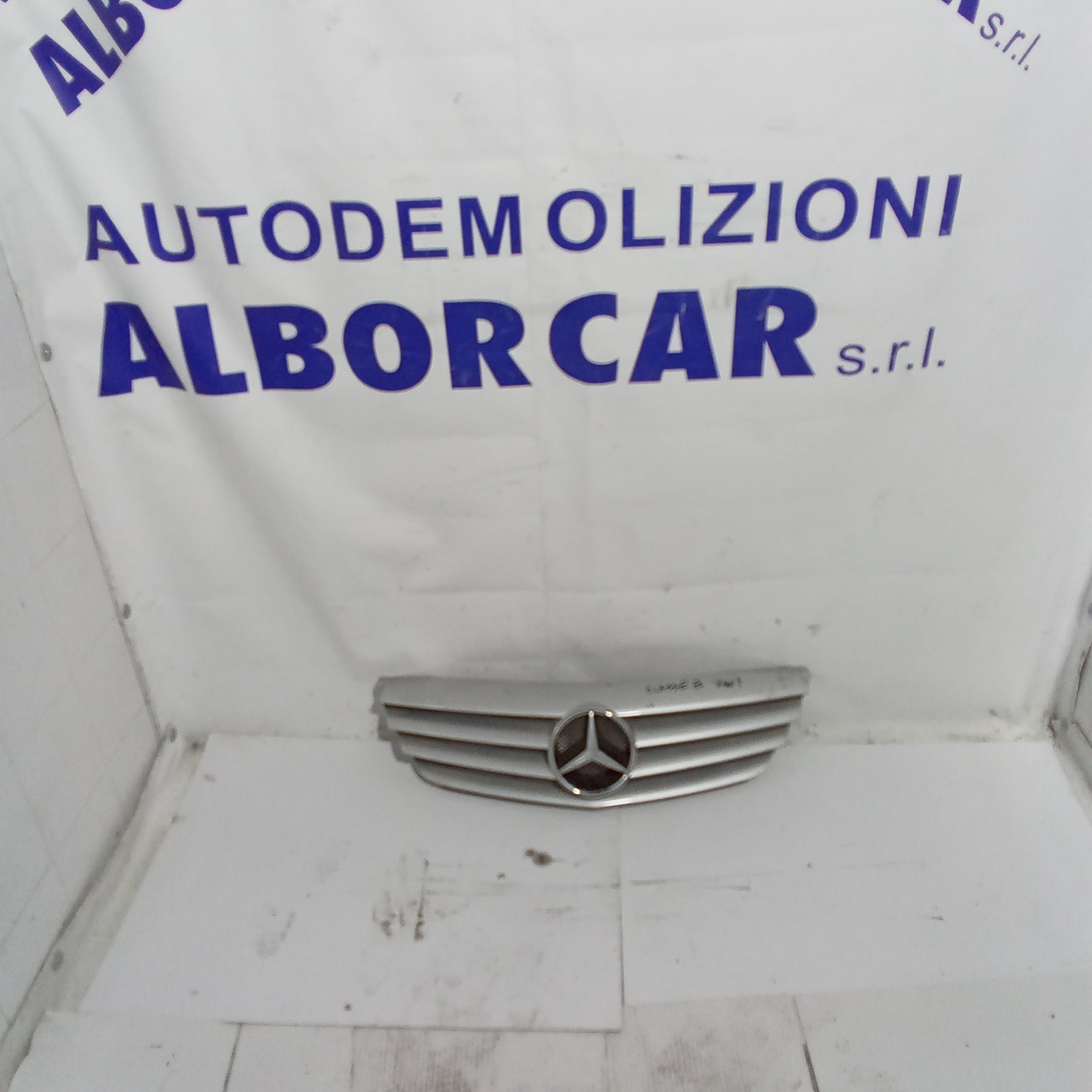 mascherina griglia frontale mercedes classe B200 anno 2009
