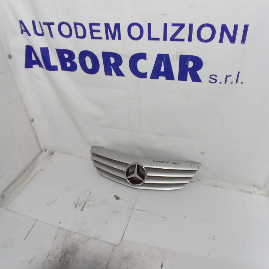 mascherina griglia frontale mercedes classe B200 anno 2009
