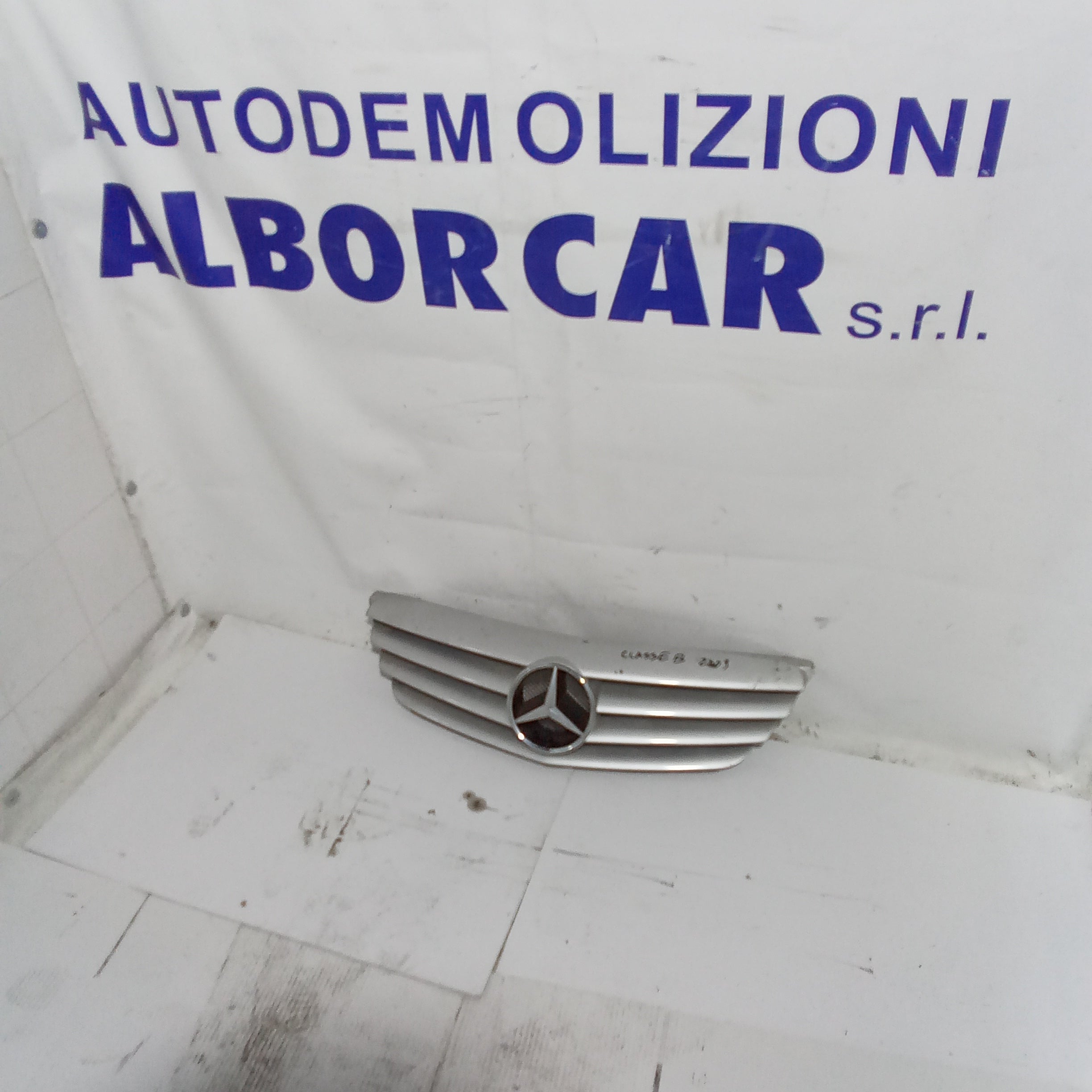mascherina griglia frontale mercedes classe B200 anno 2009