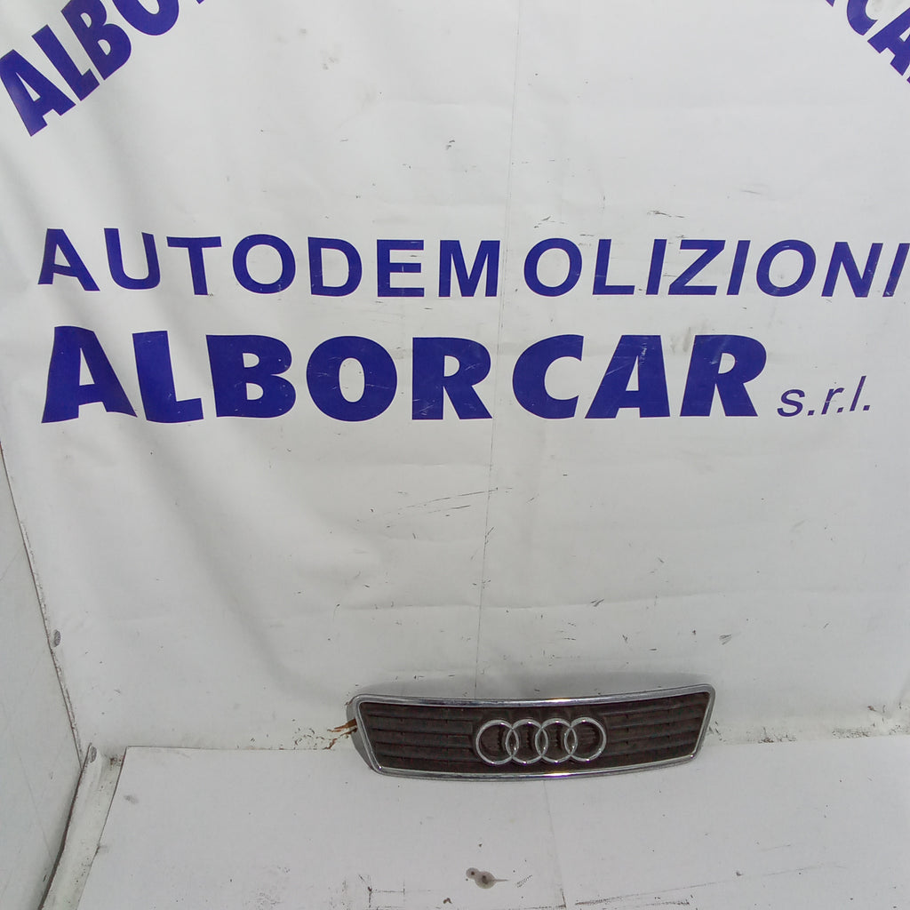 mascherina griglia frontale audi A6 2.5tdi anno 2000