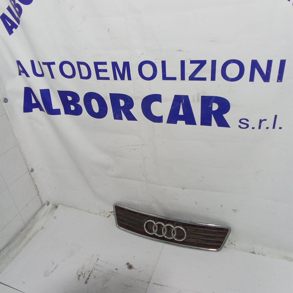 mascherina griglia frontale audi A6 2.5tdi anno 2000