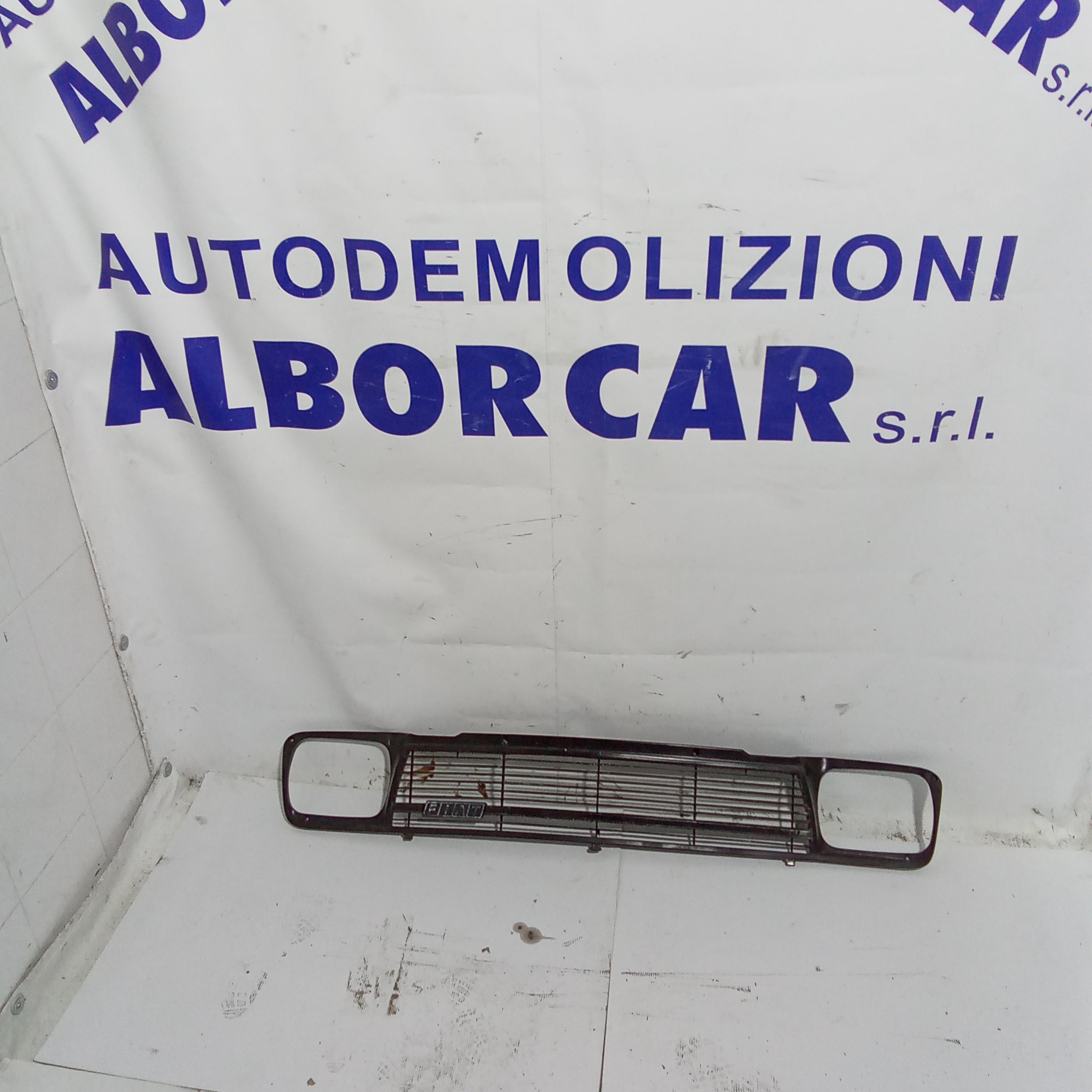 mascherina griglia frontale fiat 127