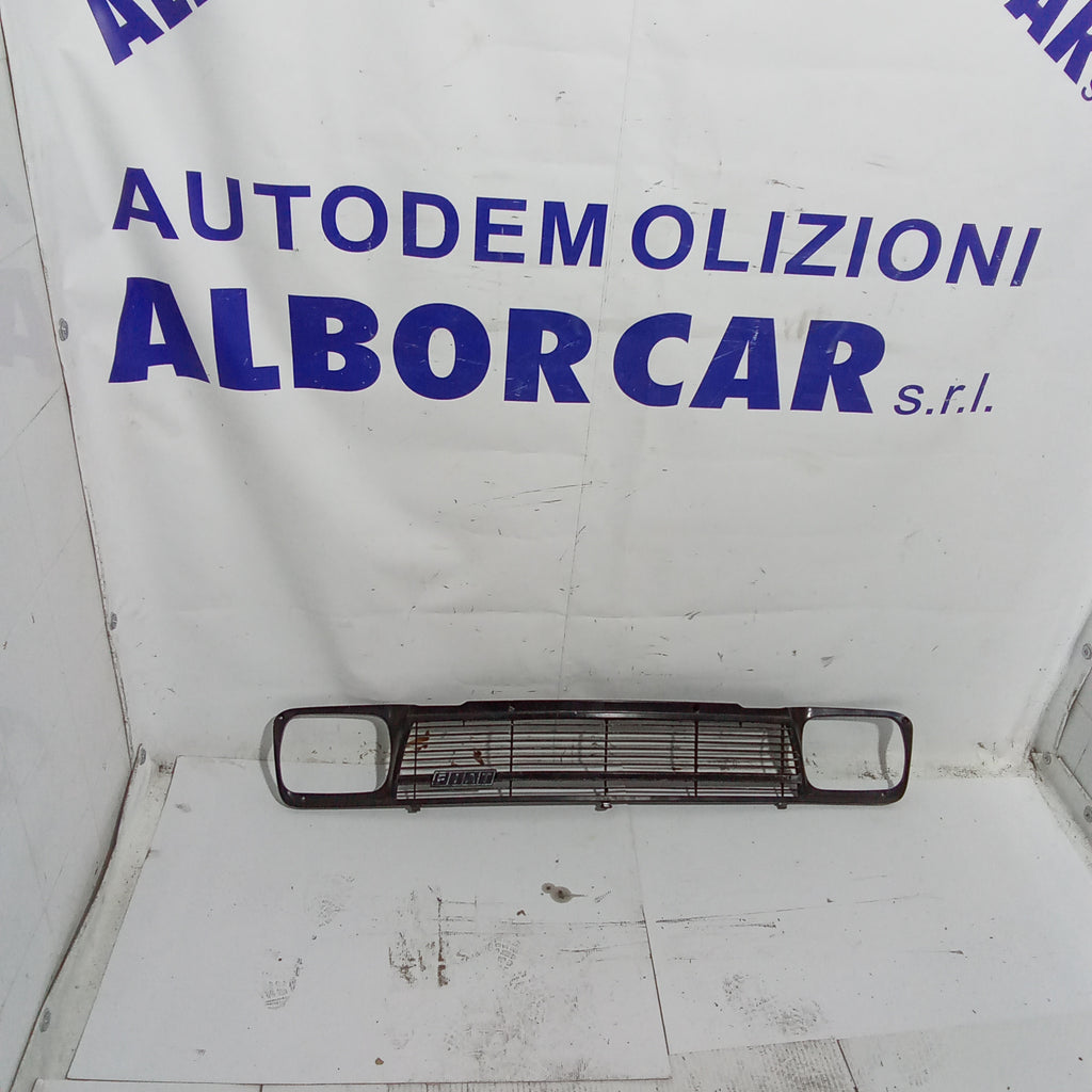 mascherina griglia frontale fiat 127