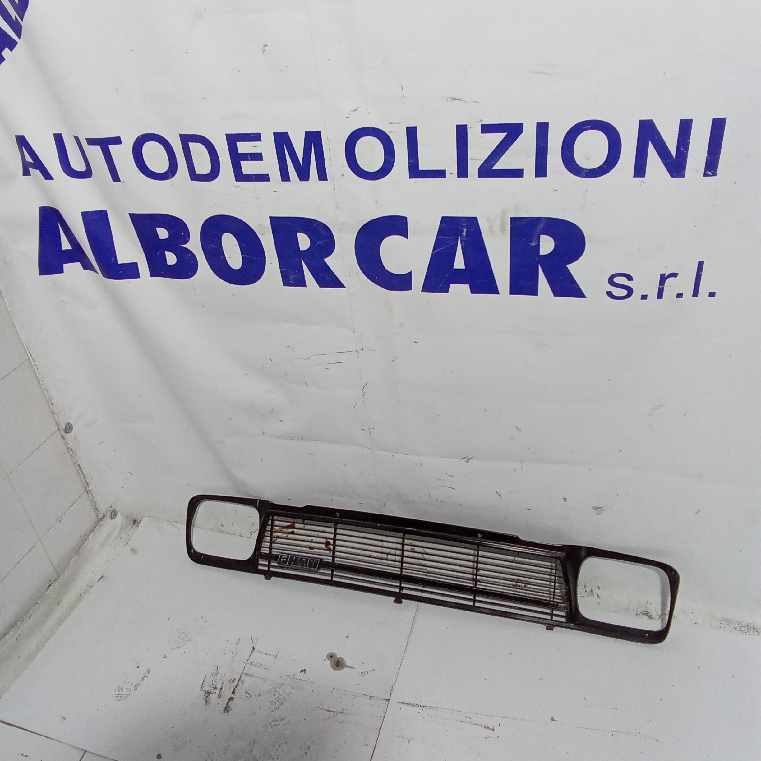 mascherina griglia frontale fiat 127