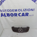 rejilla frontal Mercedes Clase M año 2011