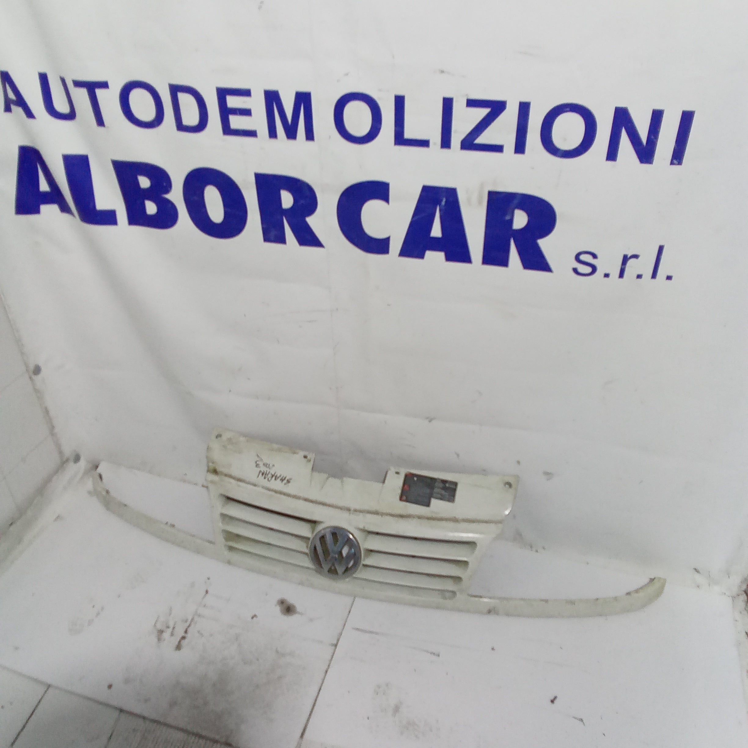 mascherina griglia frontale volkswagen sharan 1.9tdi anno 2003