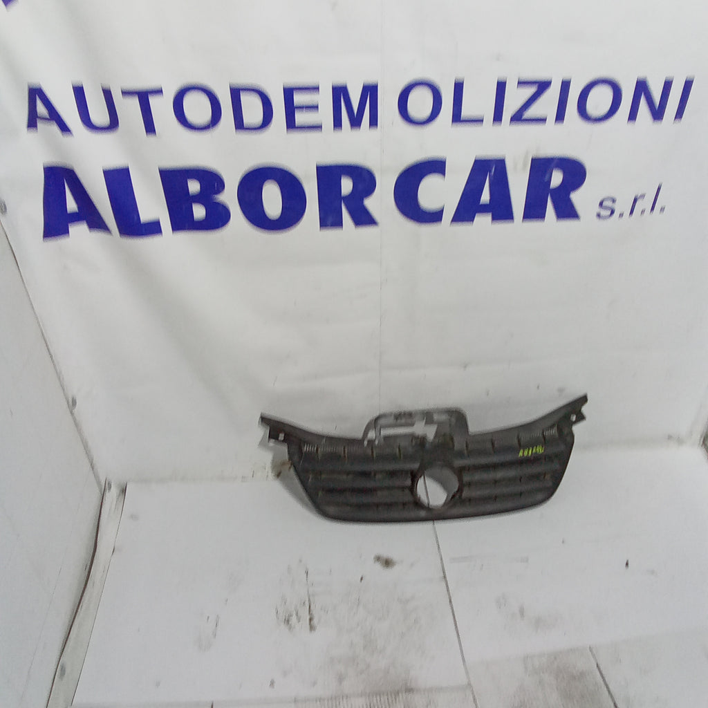 mascherina griglia frontale volkswagen touran anno 2006