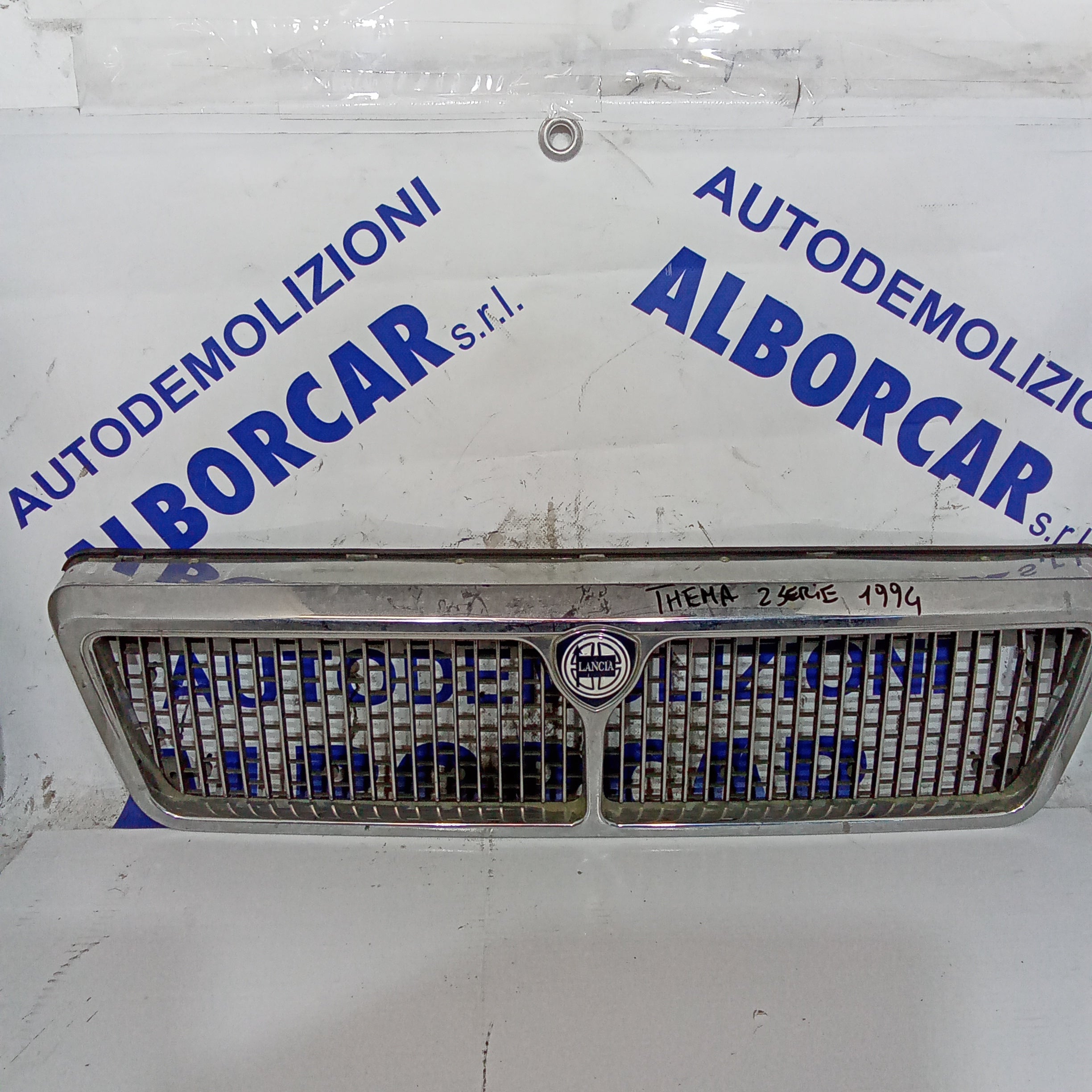 mascherina griglia frontale  lancia thema 2serie anno 1994