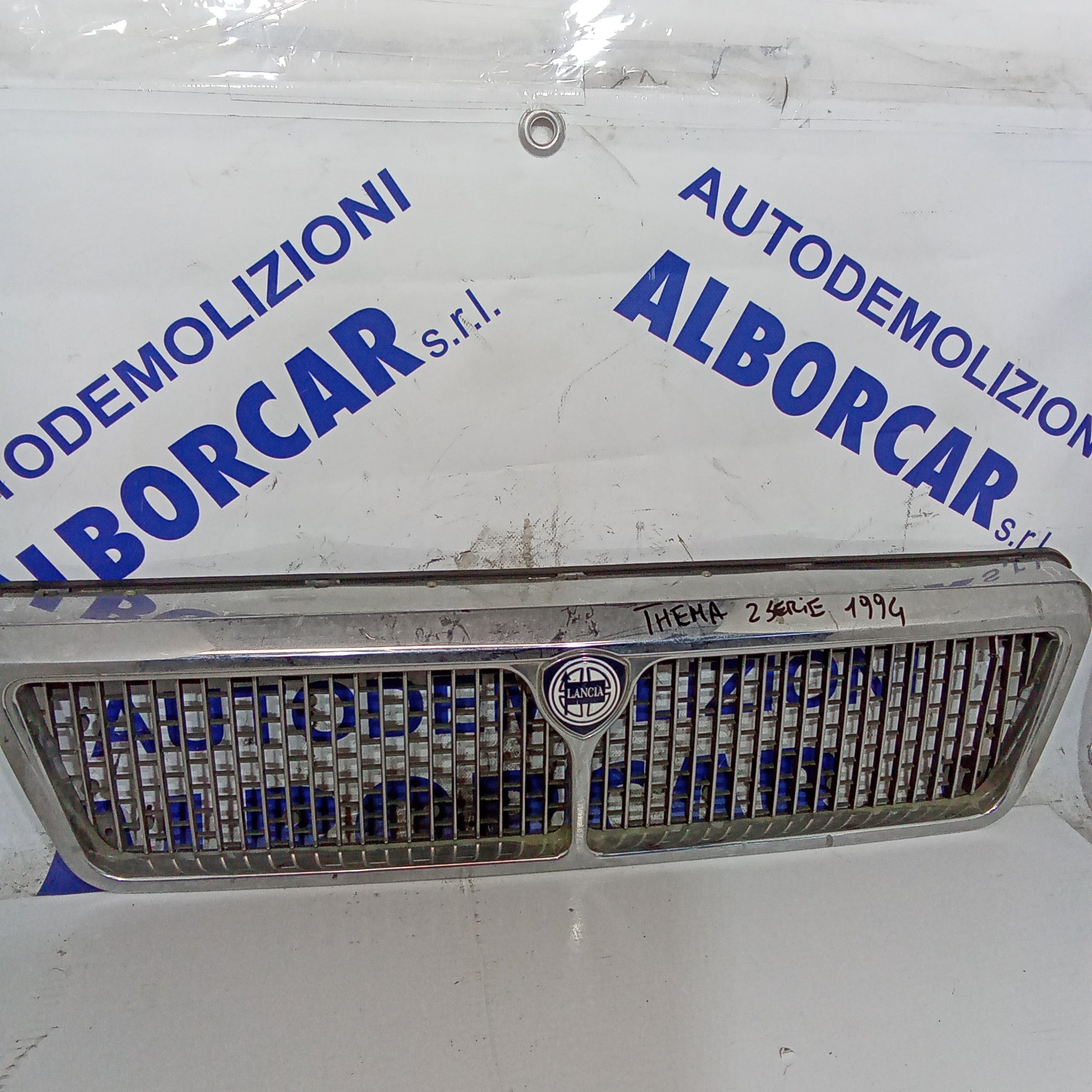 mascherina griglia frontale  lancia thema 2serie anno 1994
