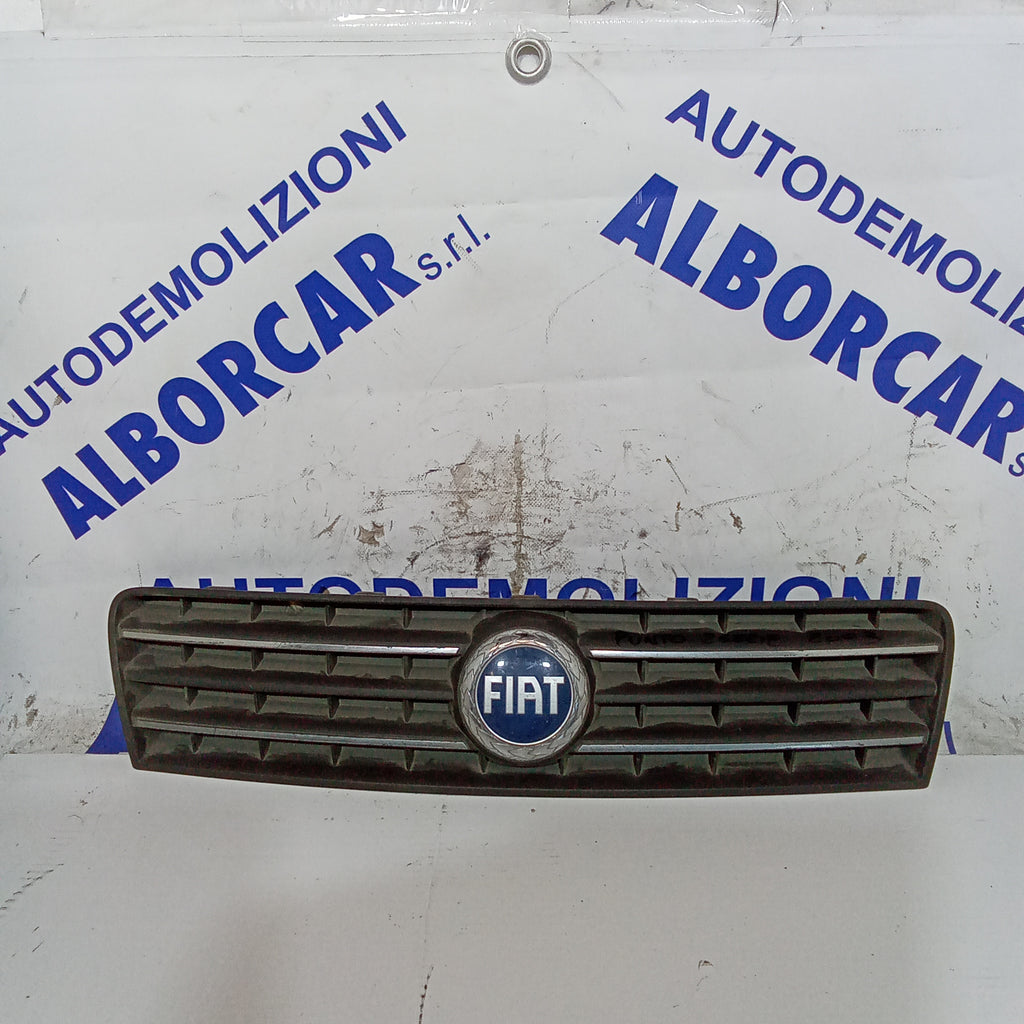 mascherina griglia frontale fiat punto 2^serie anno 2003