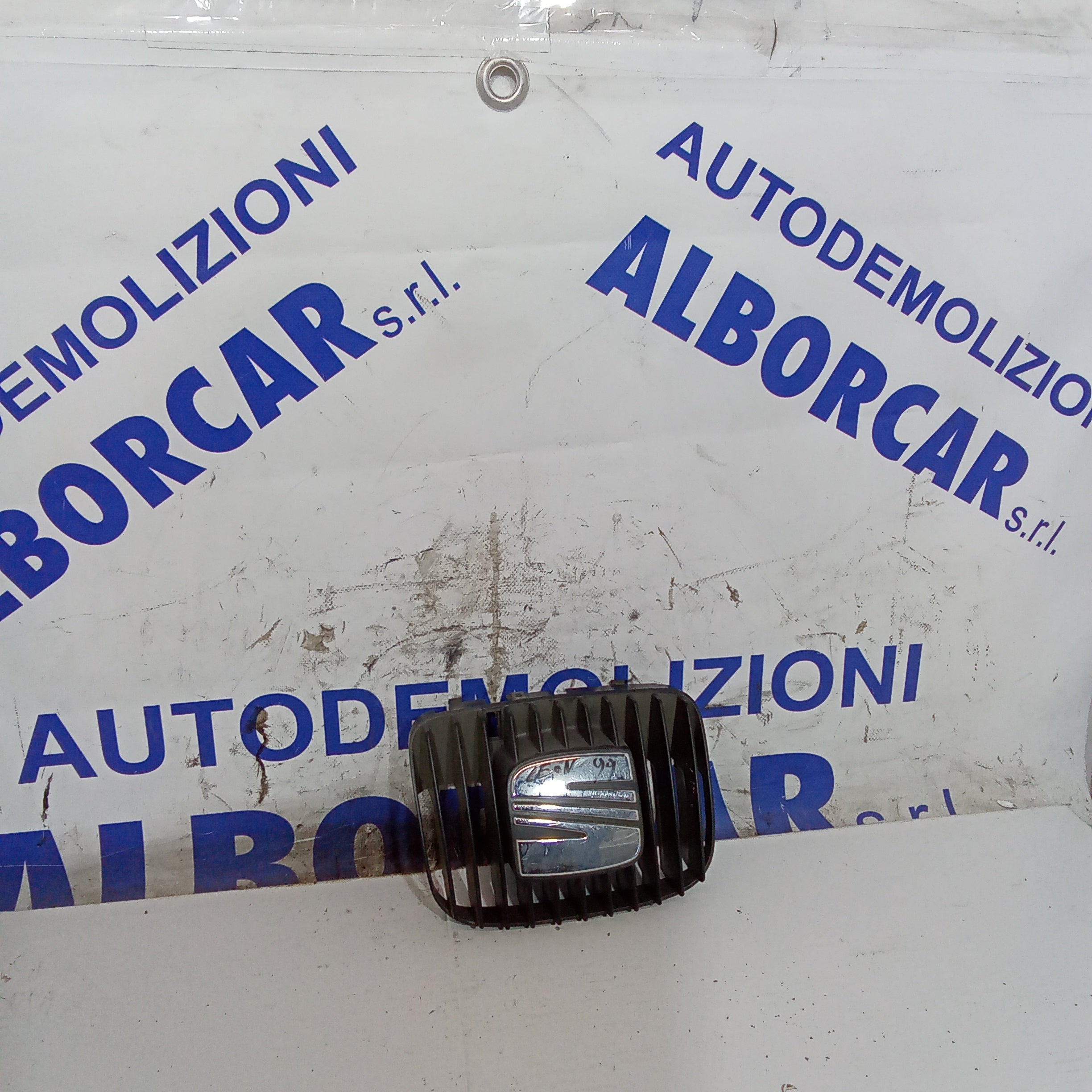 mascherina griglia frontale seat leon anno 1999