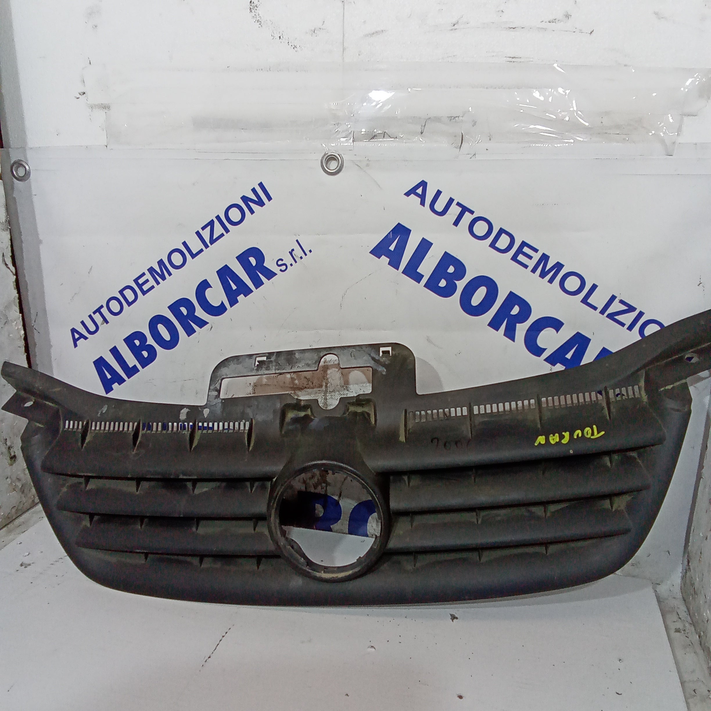 mascherina griglia frontale volkswagen touran anno 2004