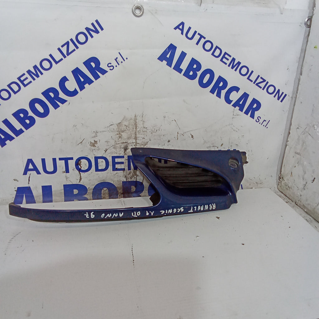 mascherina griglia frontale inferiore sinistro renault scenic 1.9dti anno 1997