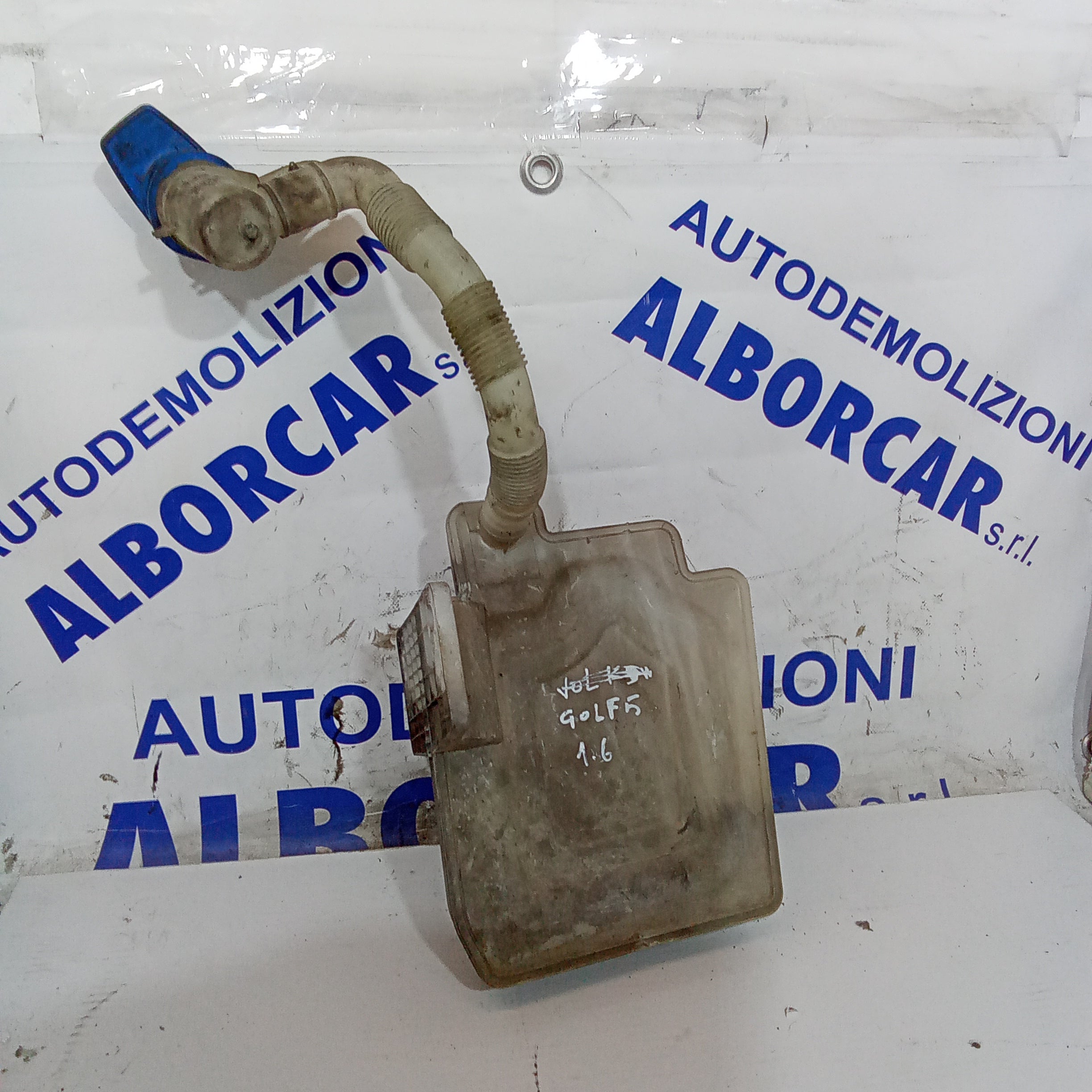 Vaschetta acqua tergicristallo volkswagen golf 5 1.6 benzina