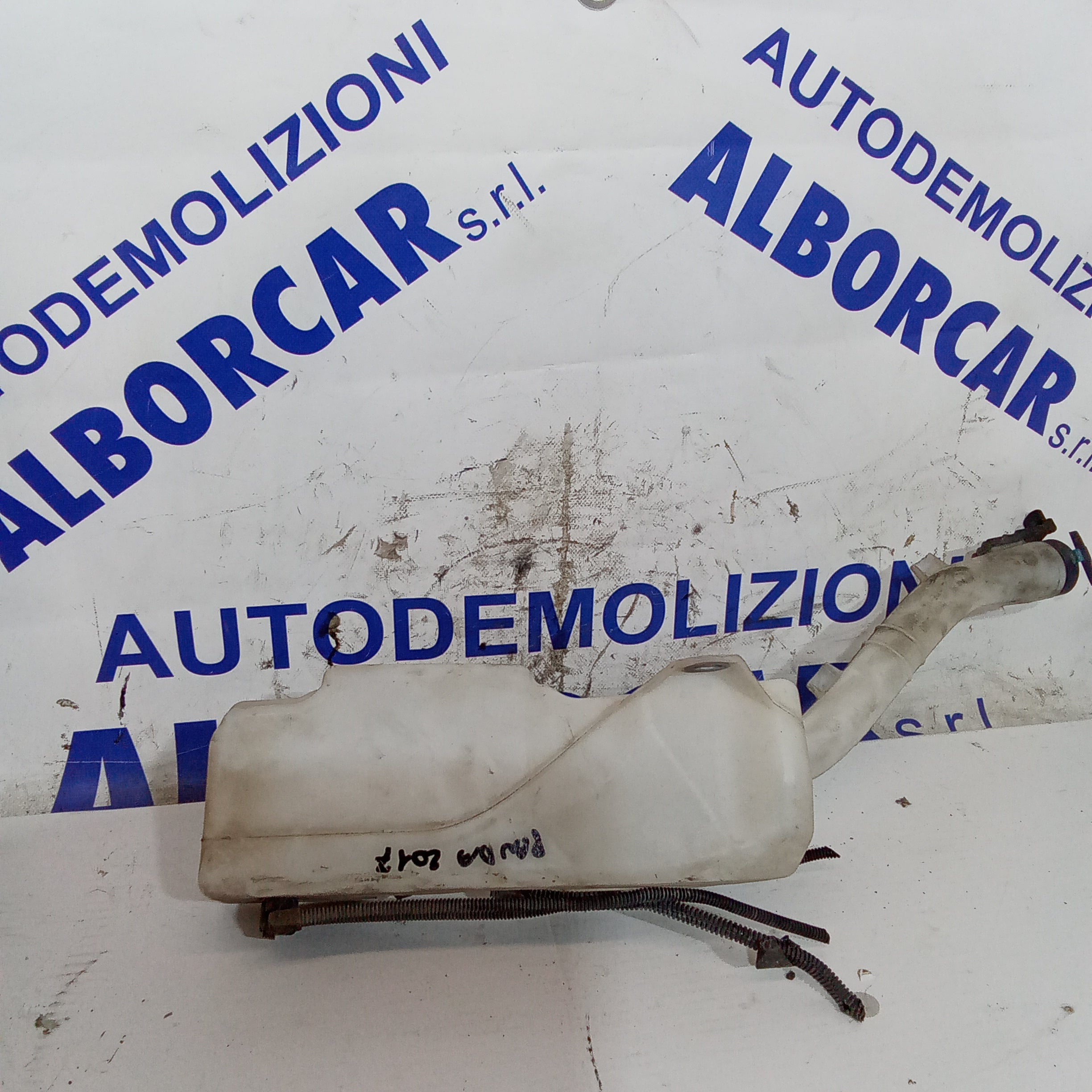 vaschetta acqua tergicristallo fiat panda anno 2017