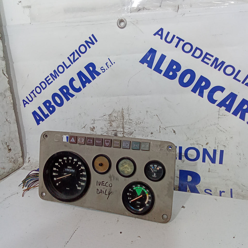 quadro strumenti  conta chilometri iveco daily 4792264