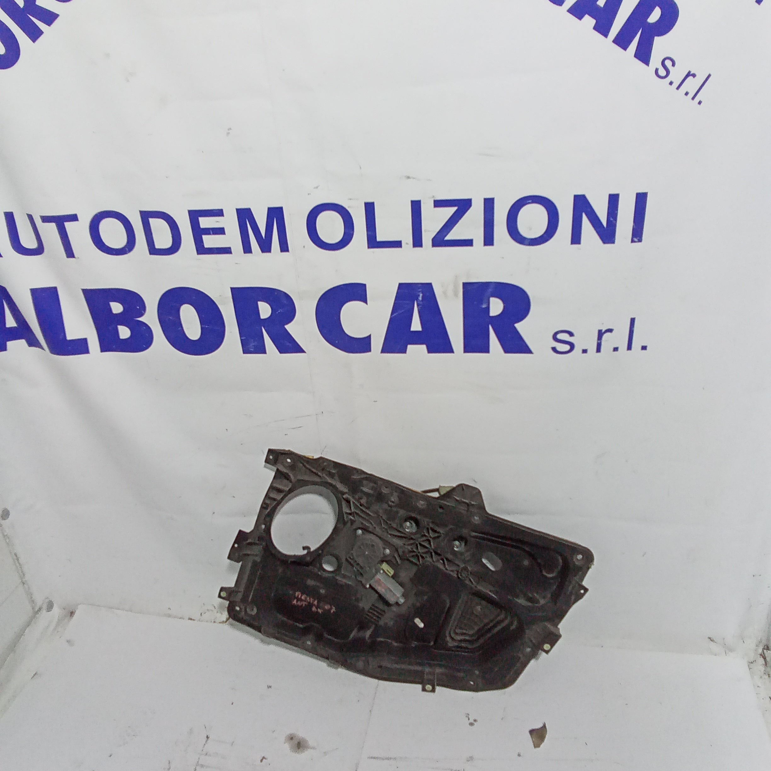 alzavetro (completo) sportello anteriore destro completo ford fiesta 1.4 16v anno 2007