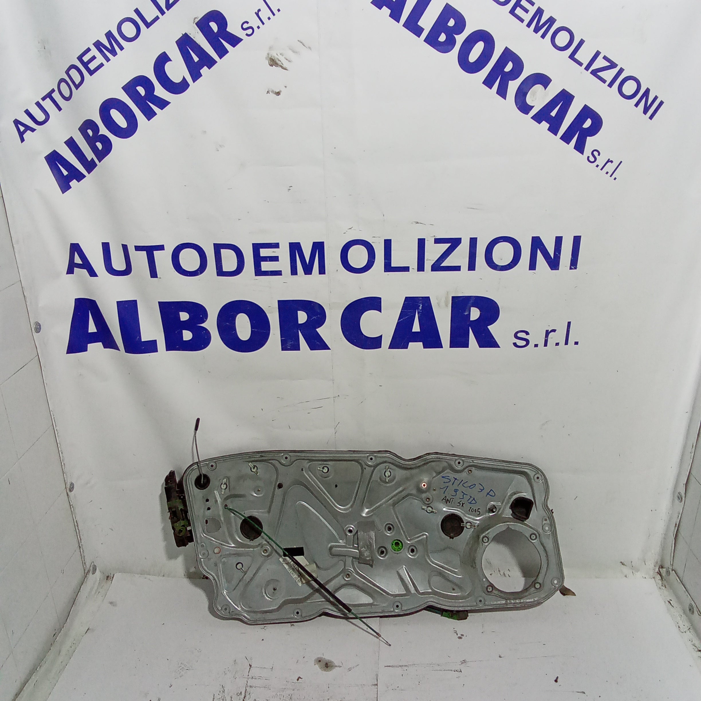 alzavetro  completo anteriore sinistro fiat stilo 3 porte anno 2005