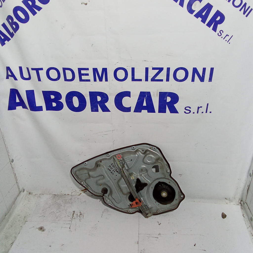 alzavetro completo posteriore destro completo fiat croma 1.9jtd anno 2007