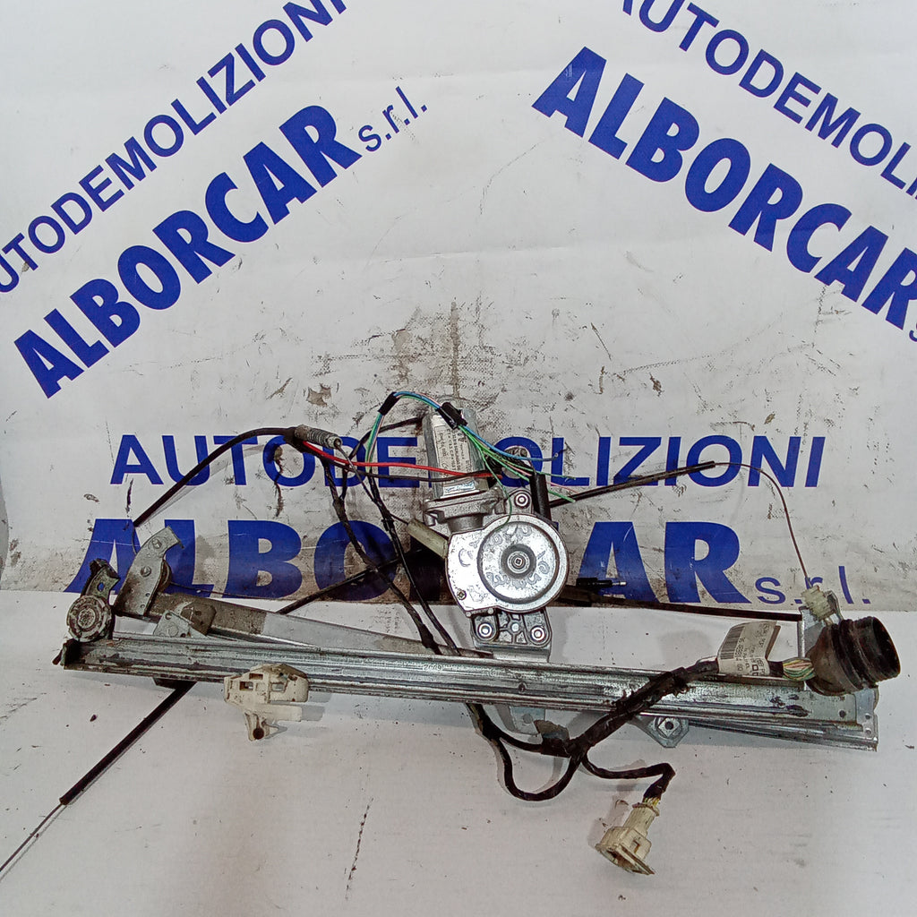 Elevalunas delantero derecho Citroën Berlingo año 2009