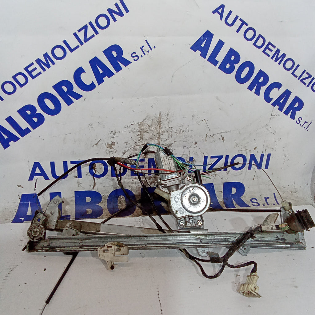 Elevalunas delantero derecho Citroën Berlingo año 2009