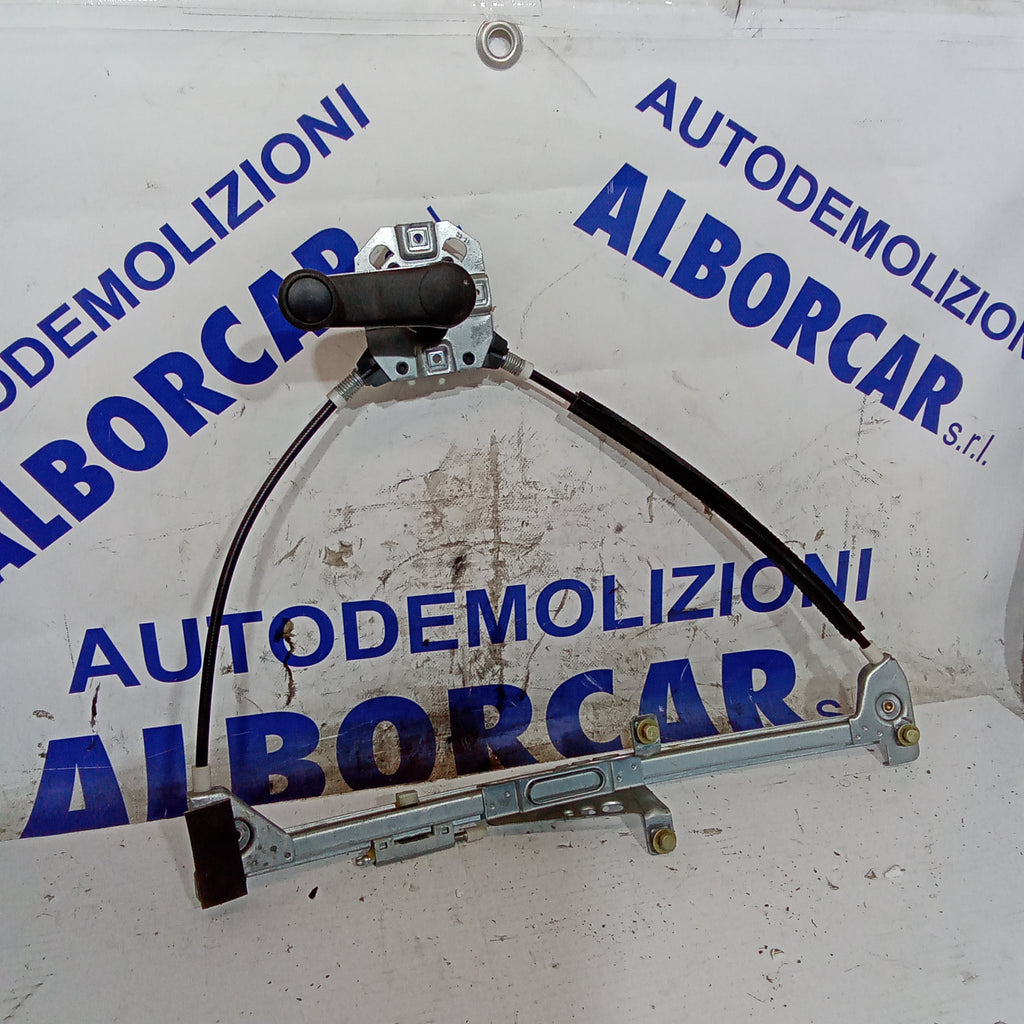 Alzavetro posteriore destro audi 80 anno 1993/2001
