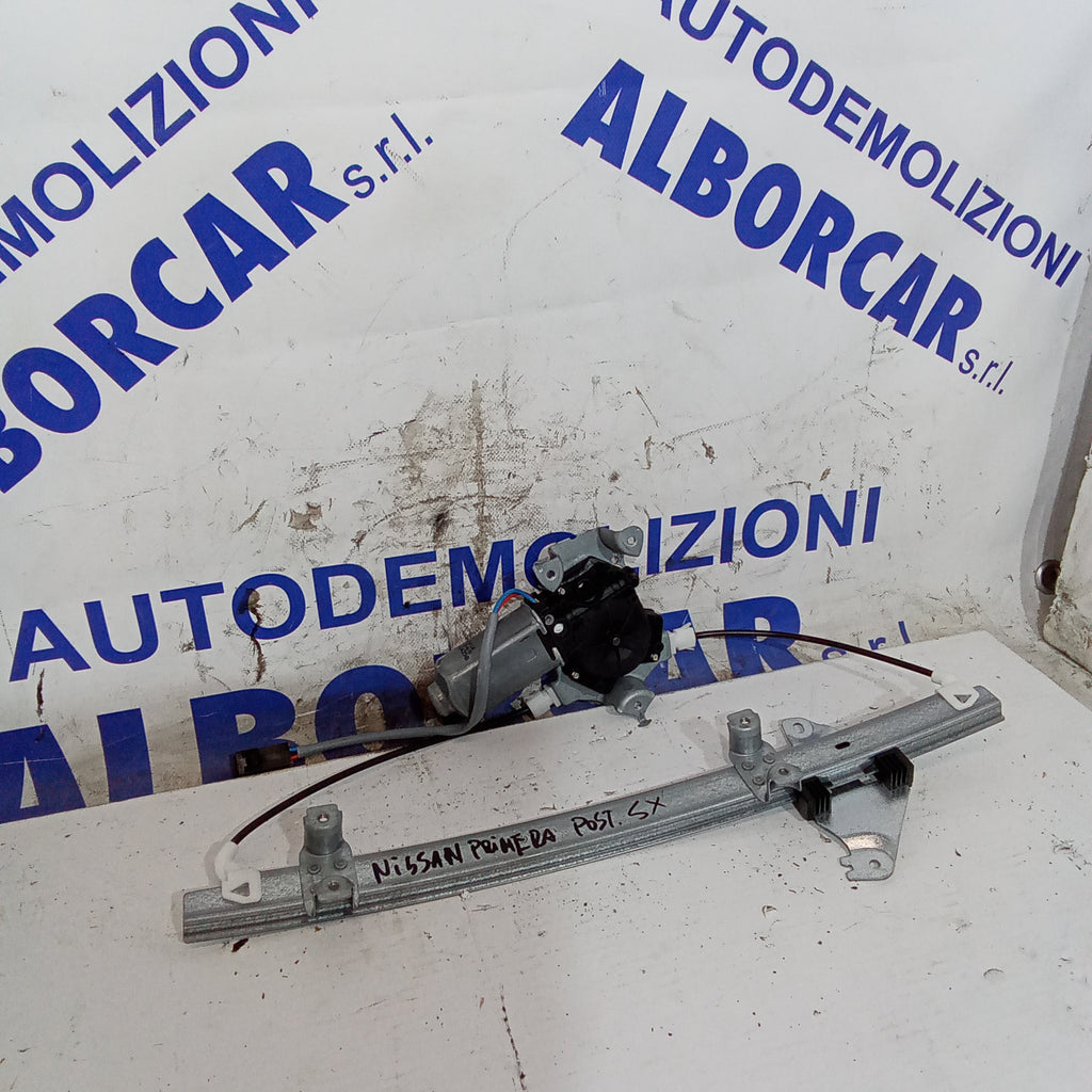 Alzavetro posteriore sinistro nissan primera anno 2001