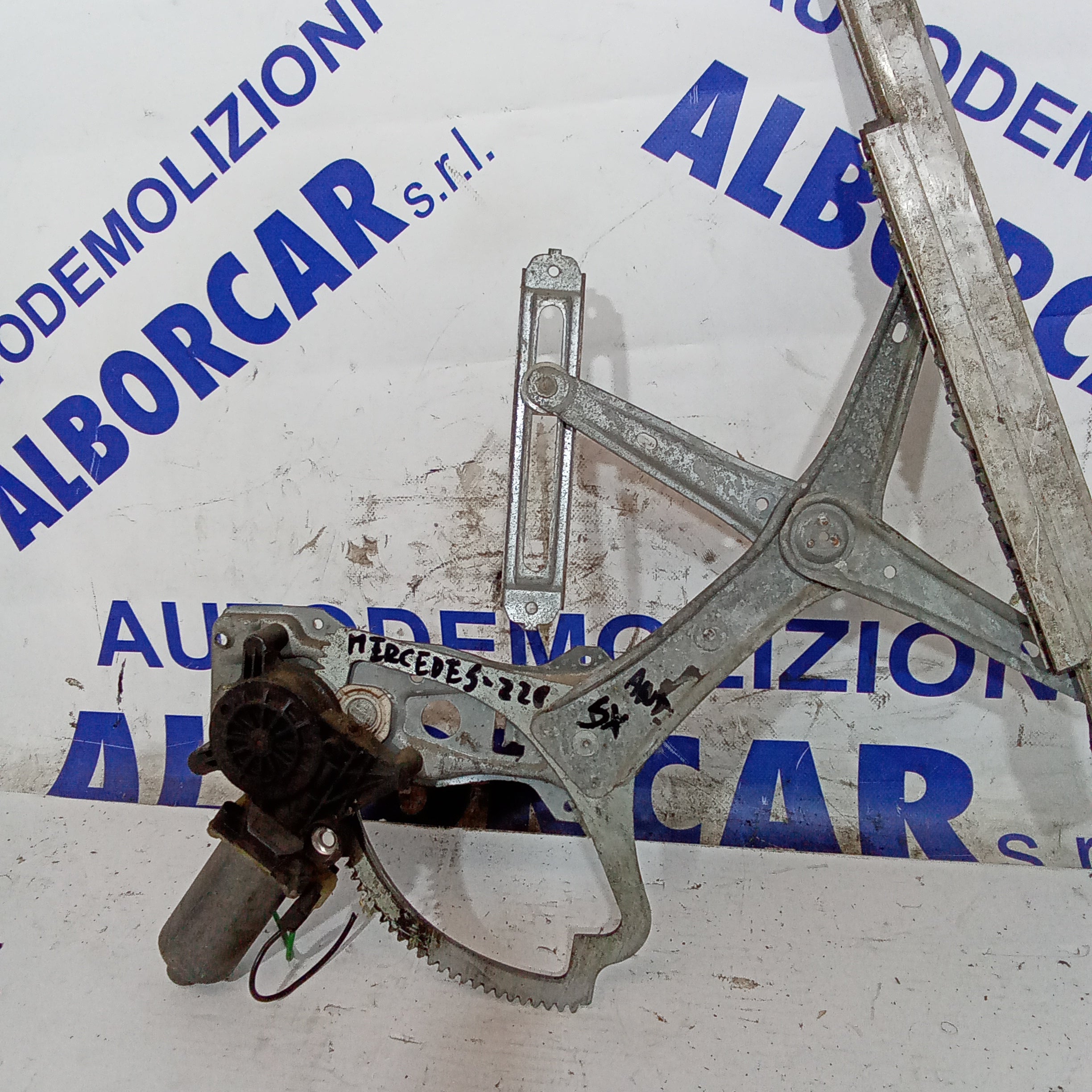 Alzavetro anteriore sinistro mercedes c220 anno 2003