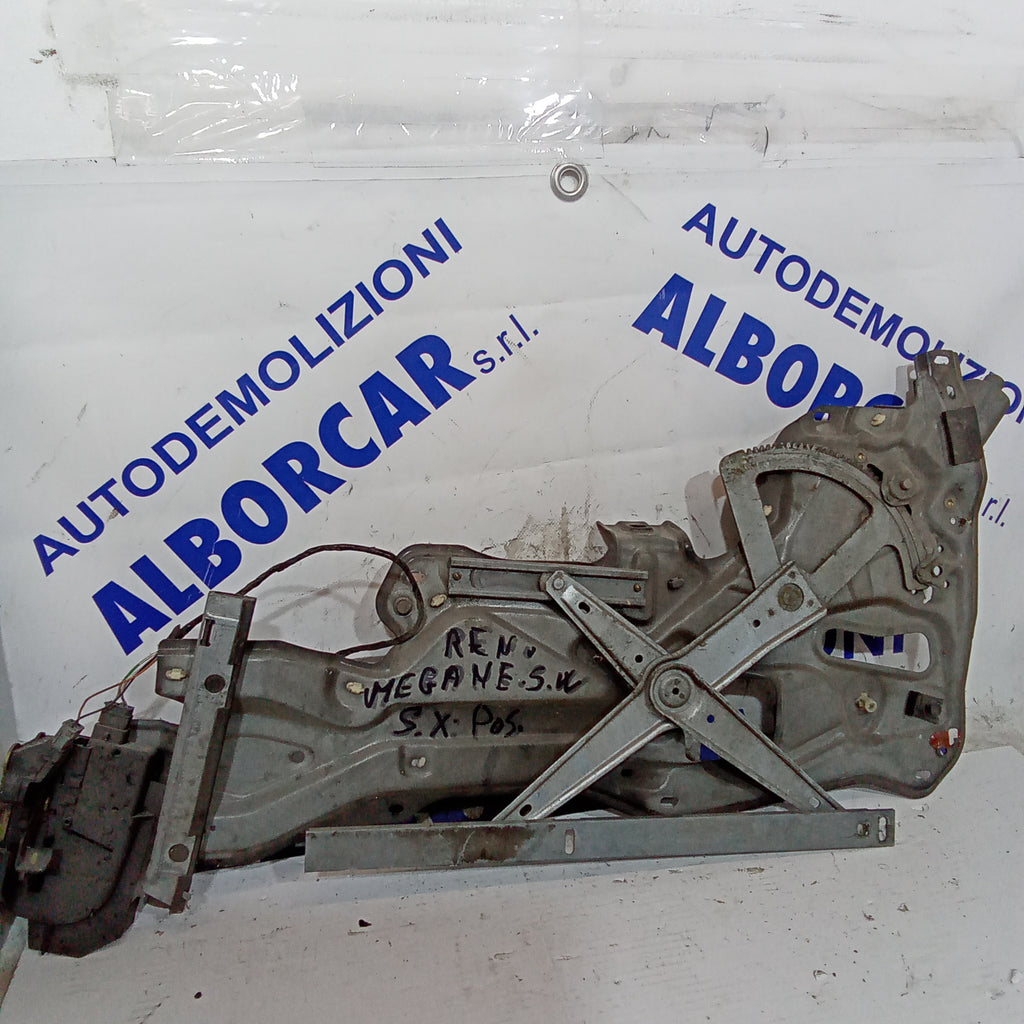 Alzavetro posteriore sinistro renault megane s.w. anno 2004