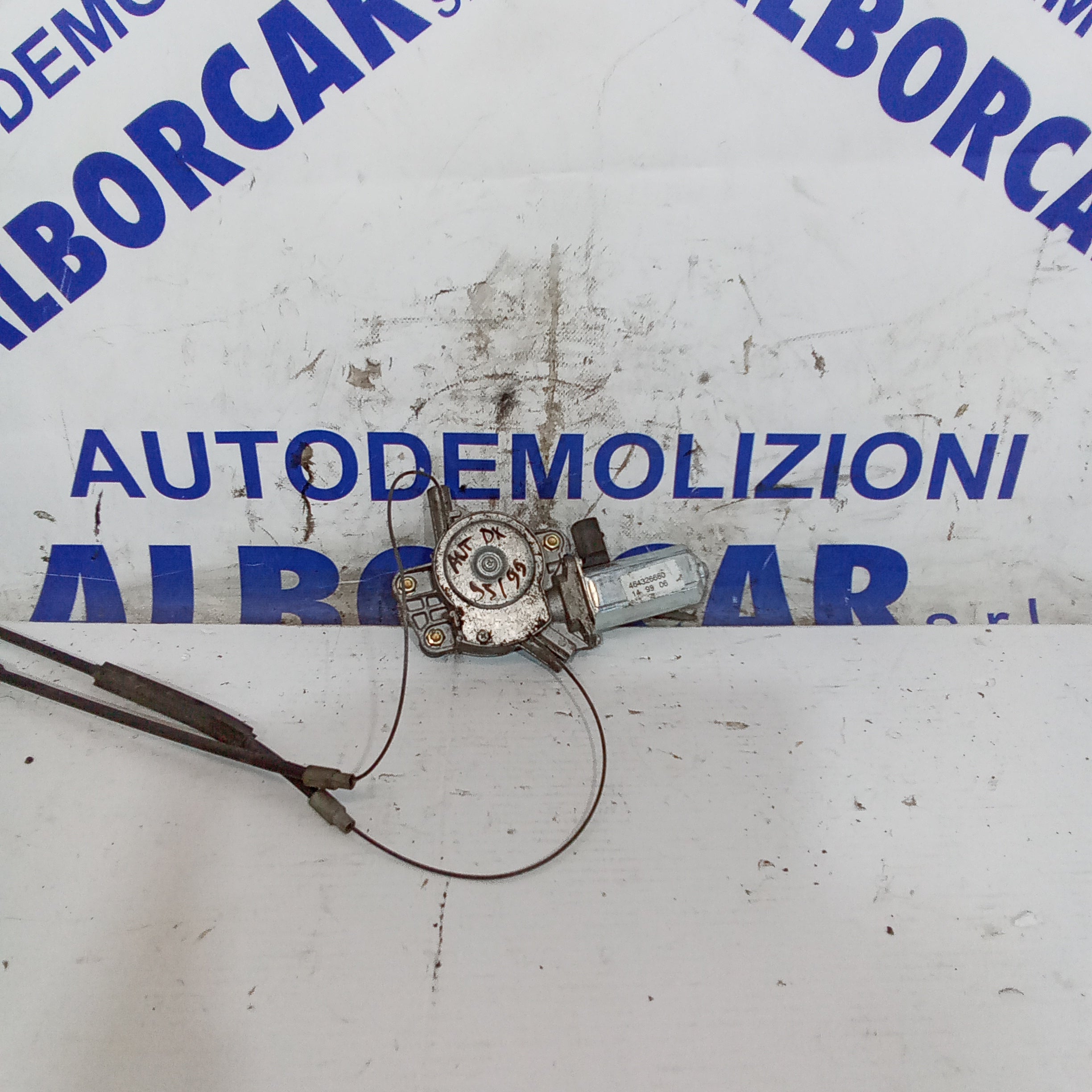 Alzavetro anteriore destro lancia delta anno 1995/1999